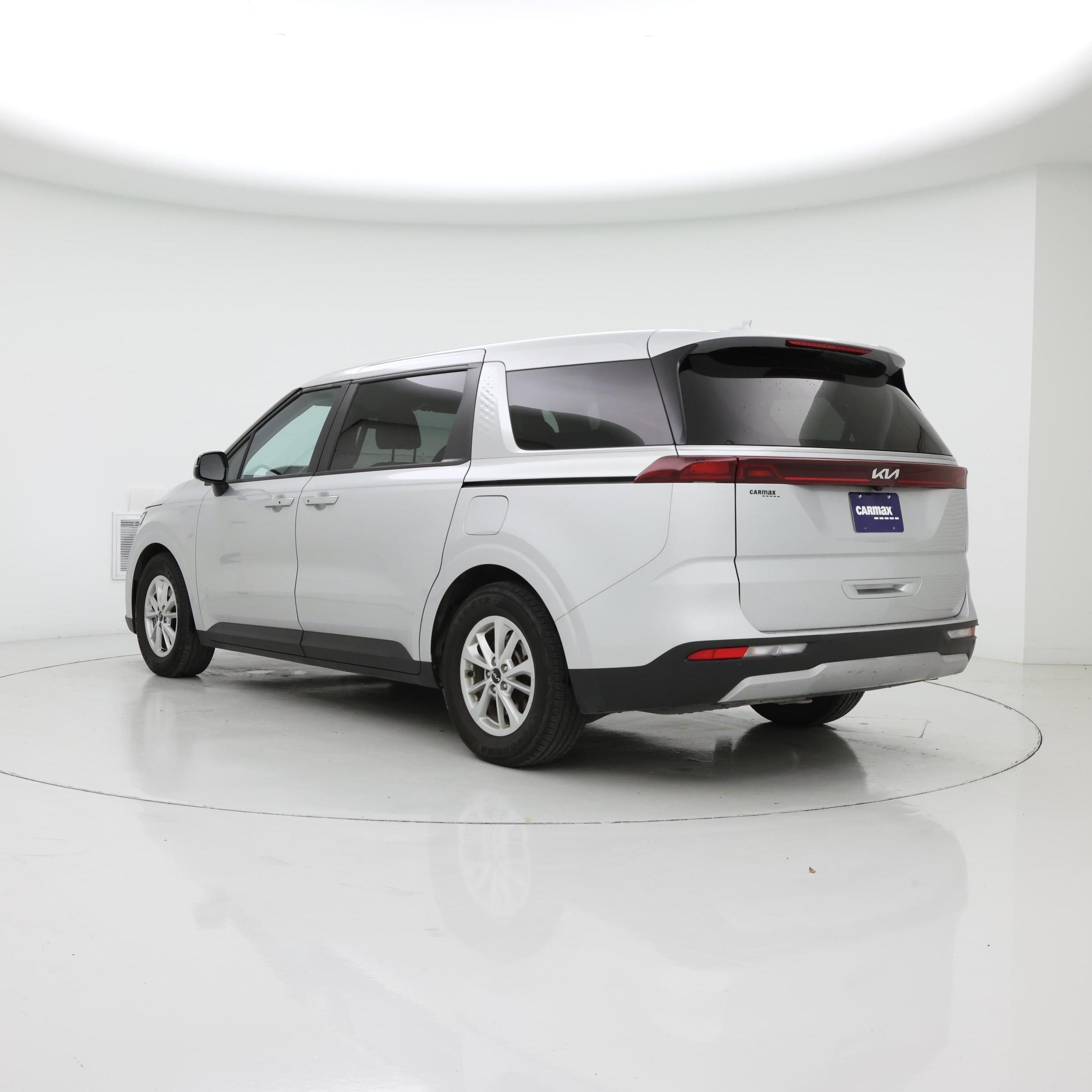 Thumbnail: 2022 Kia Carnival - 2