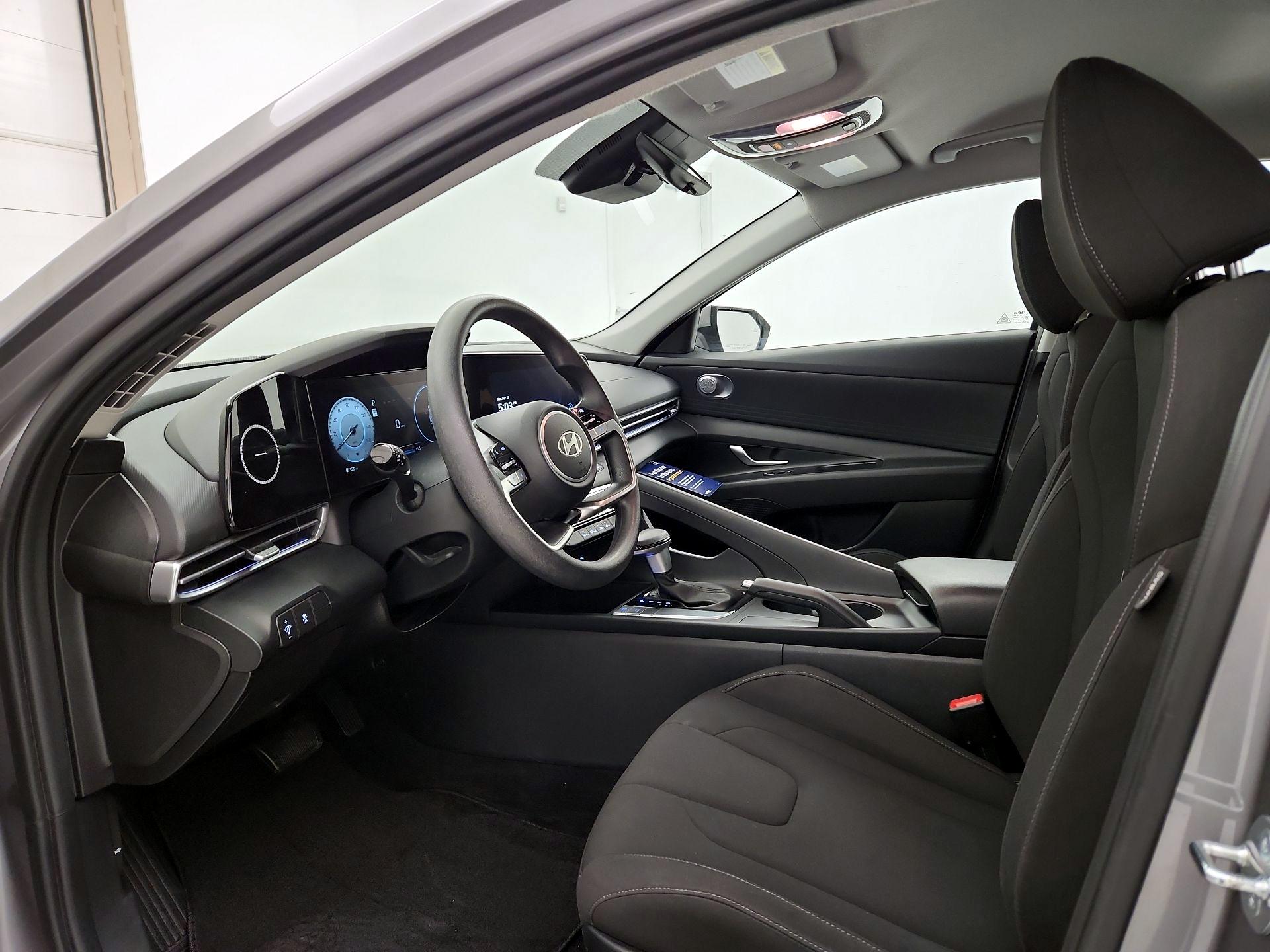 Thumbnail: 2024 Hyundai Elantra - 11