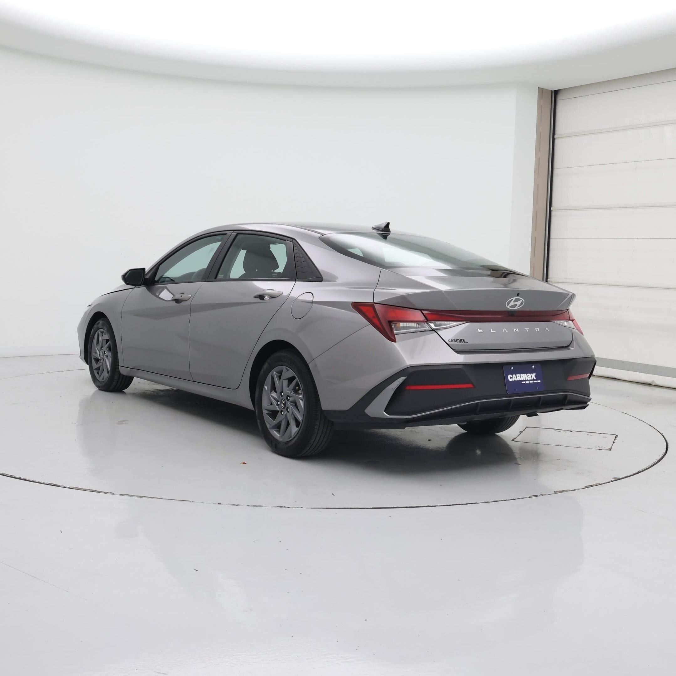 Thumbnail: 2024 Hyundai Elantra - 2