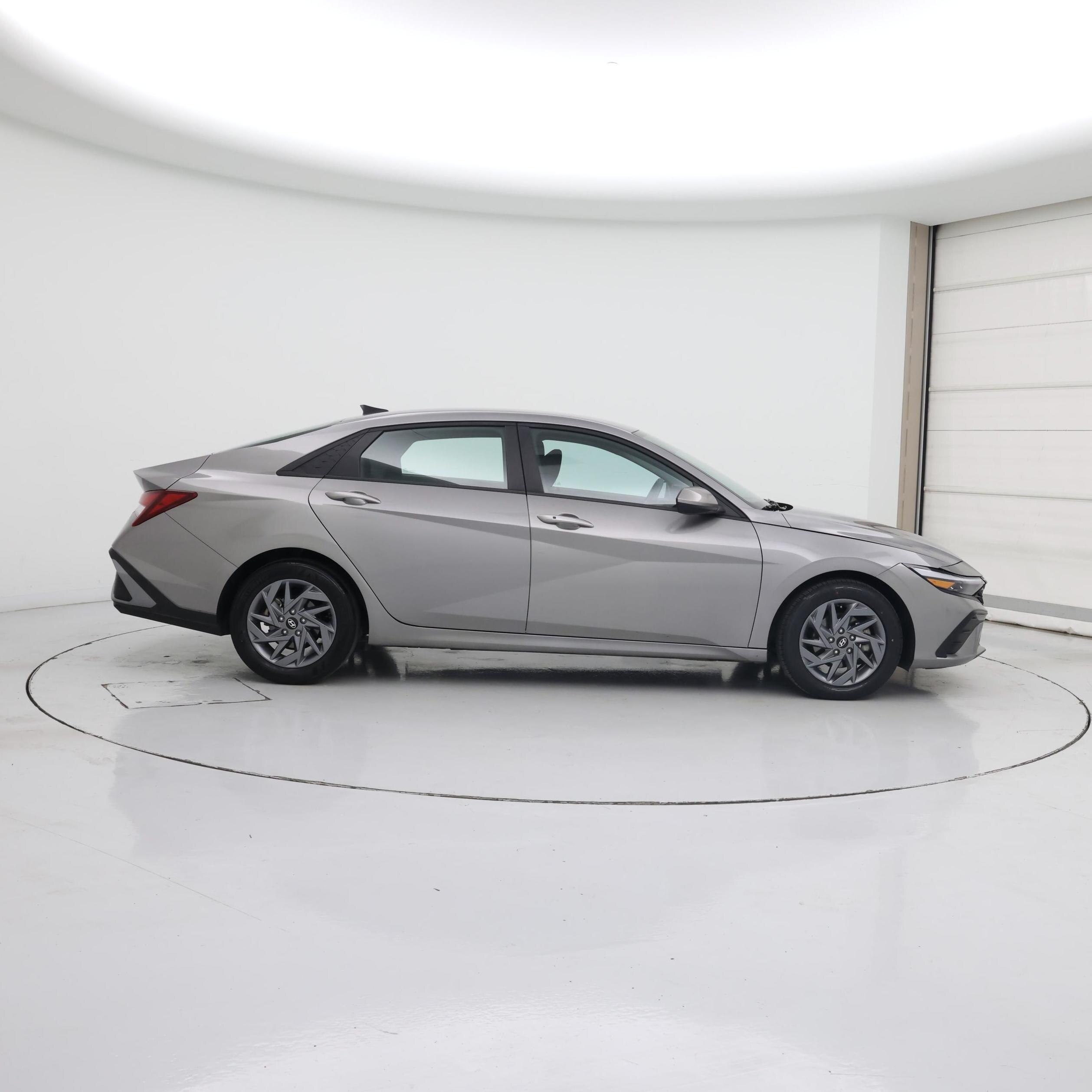 Thumbnail: 2024 Hyundai Elantra - 7