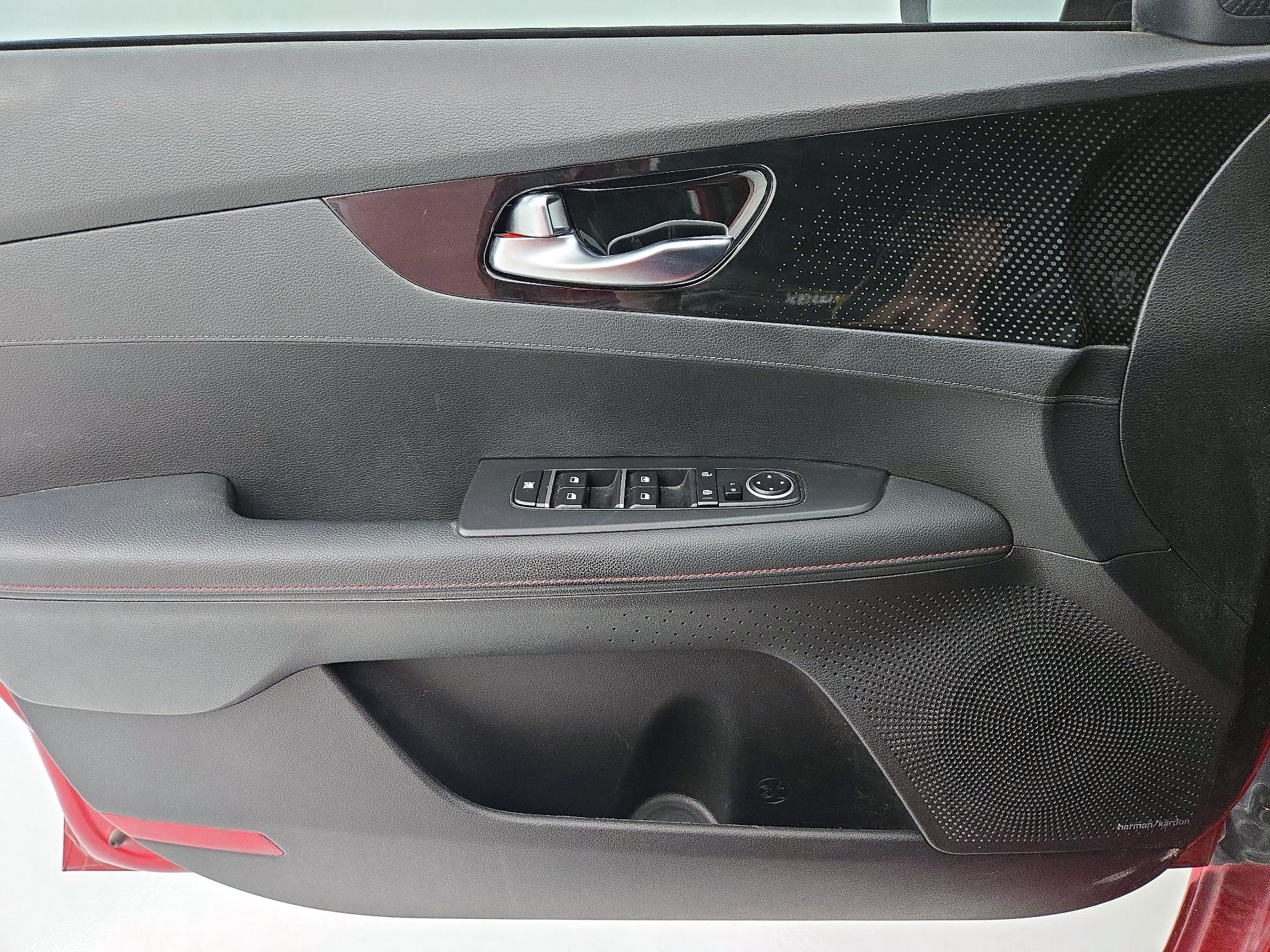 Thumbnail: 2023 Kia Forte - 12