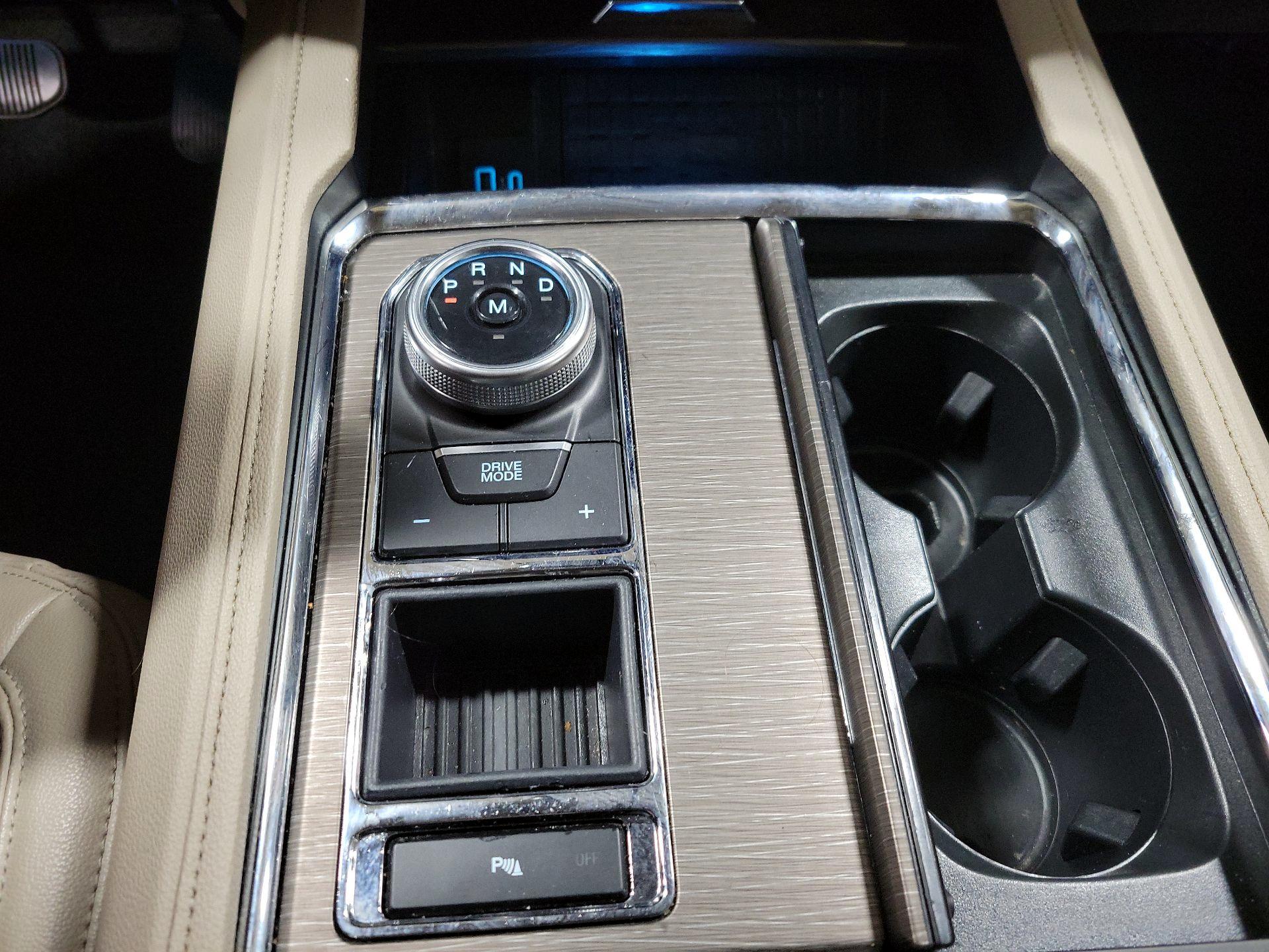 Thumbnail: 2024 Ford Expedition MAX - 17