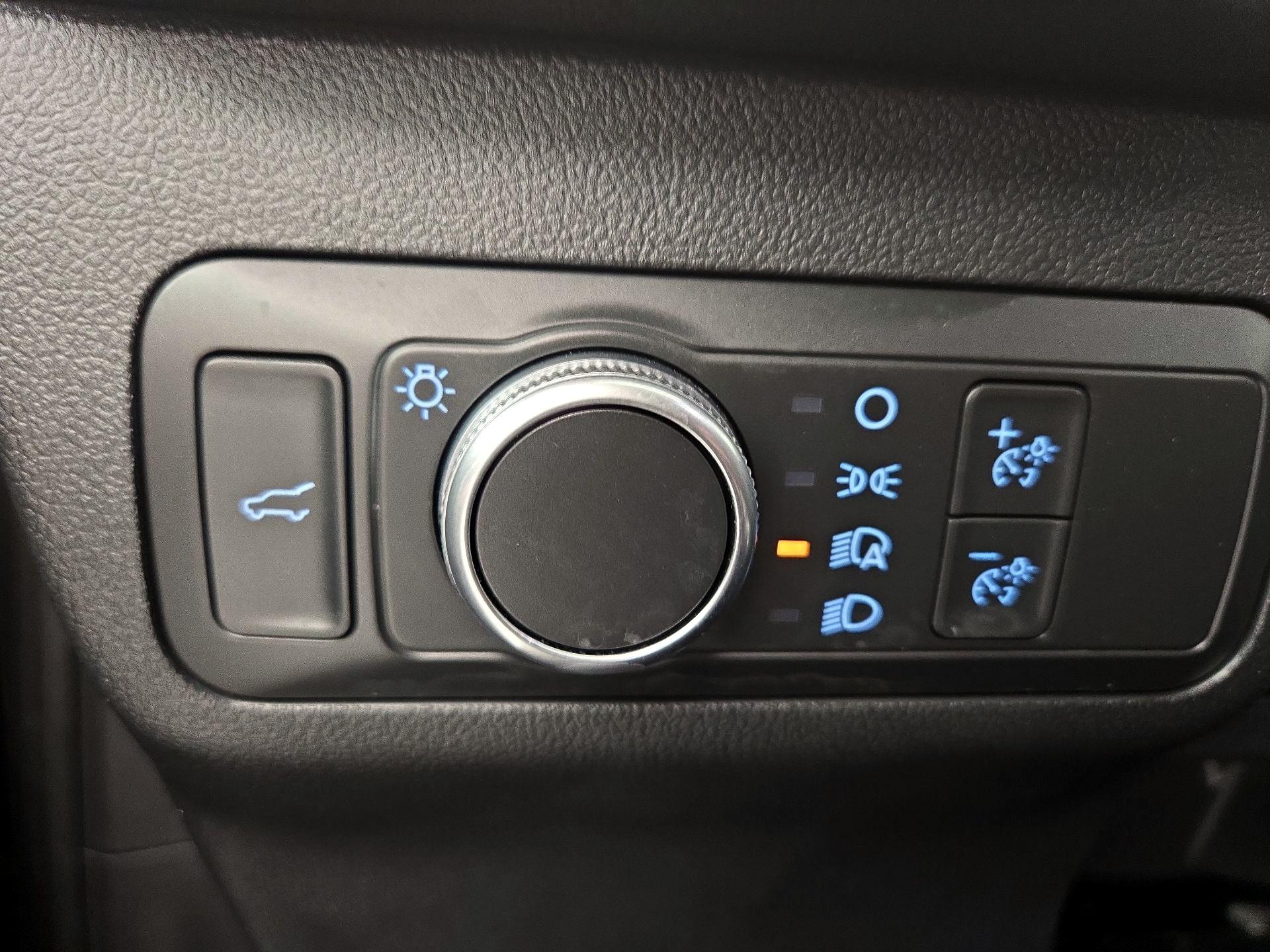 Thumbnail: 2021 Ford Escape - 13