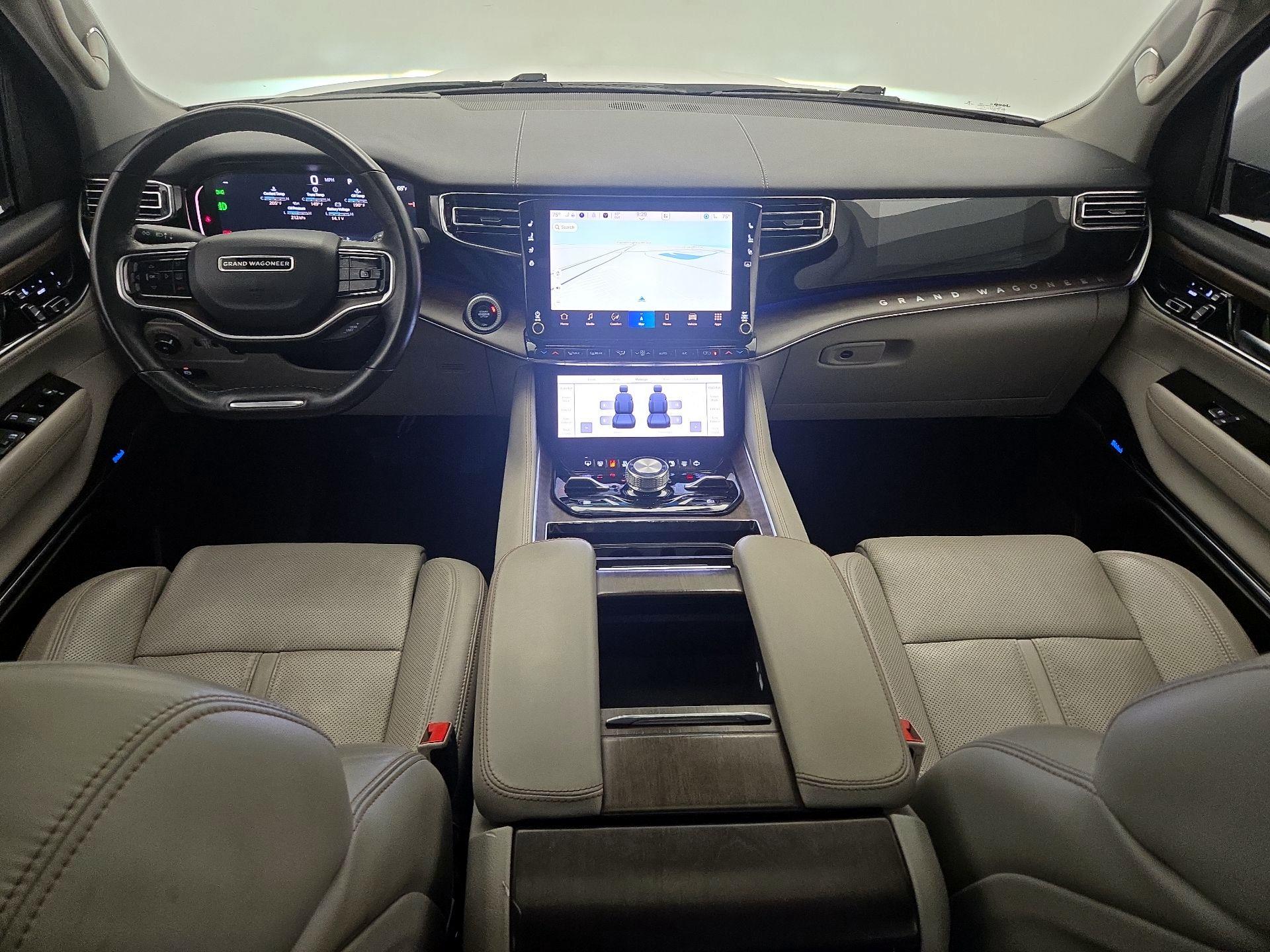 Thumbnail: 2022 Jeep Grand Wagoneer - 9