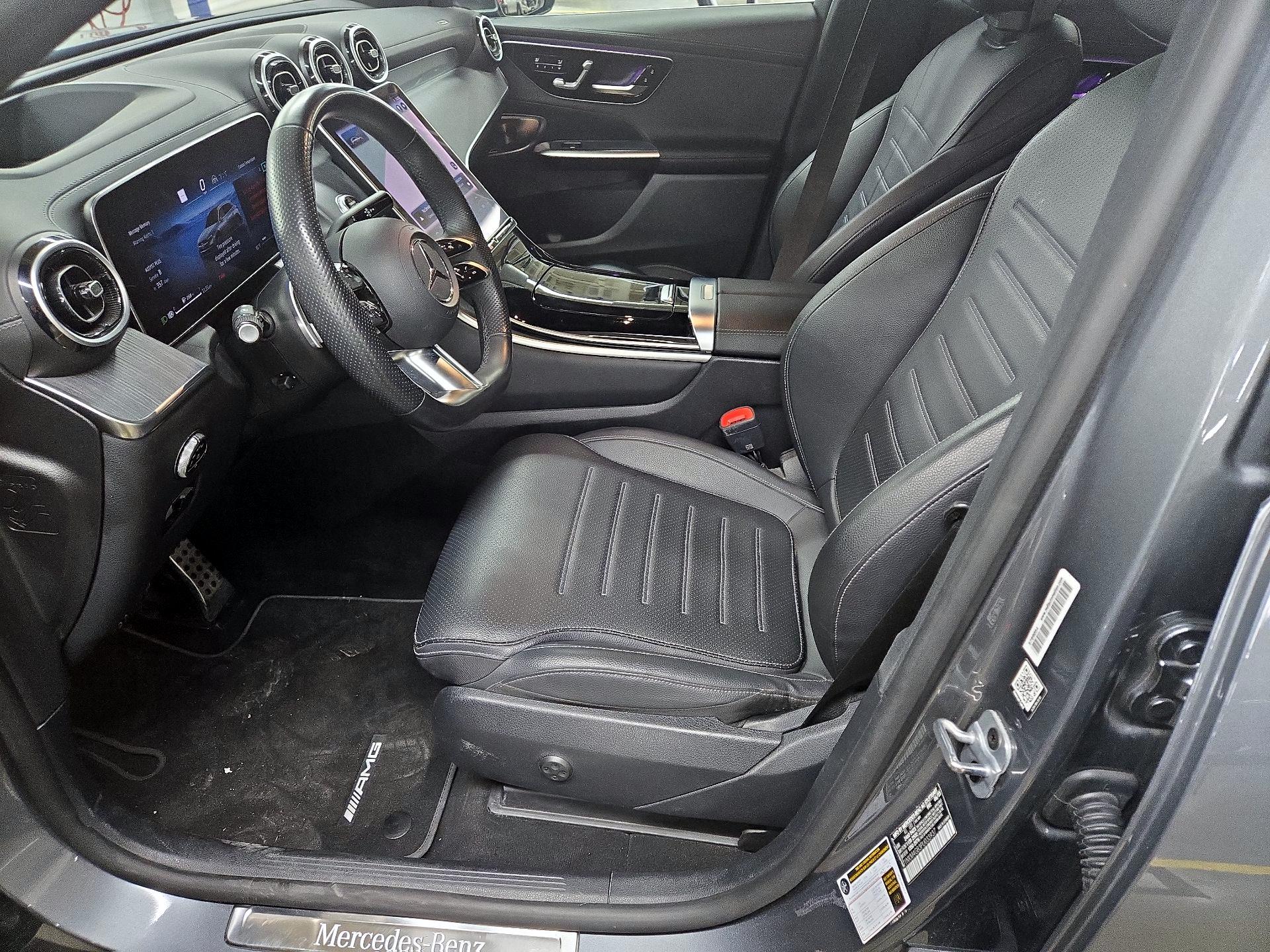 Thumbnail: 2023 Mercedes-Benz GLC - 11