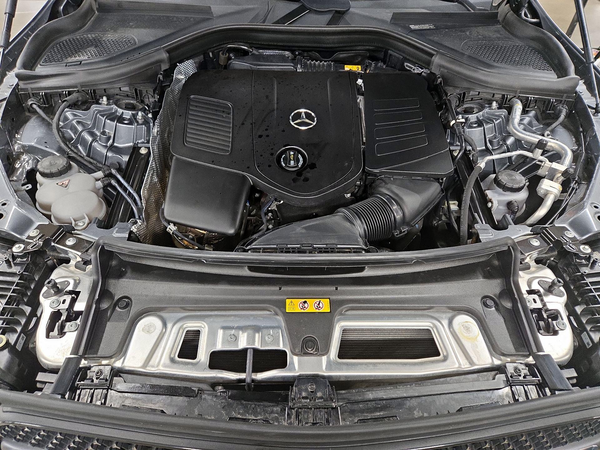 Thumbnail: 2023 Mercedes-Benz GLC - 19