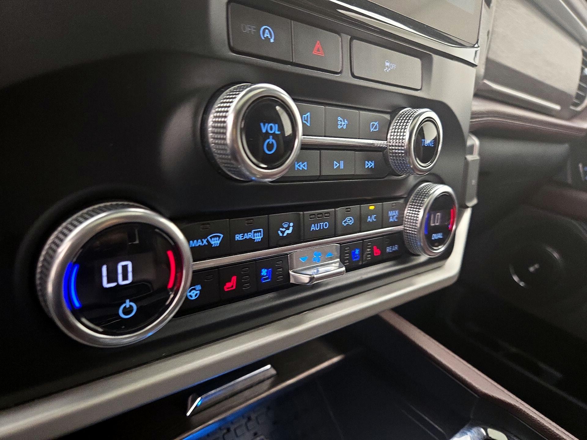 Thumbnail: 2024 Ford Expedition MAX - 17