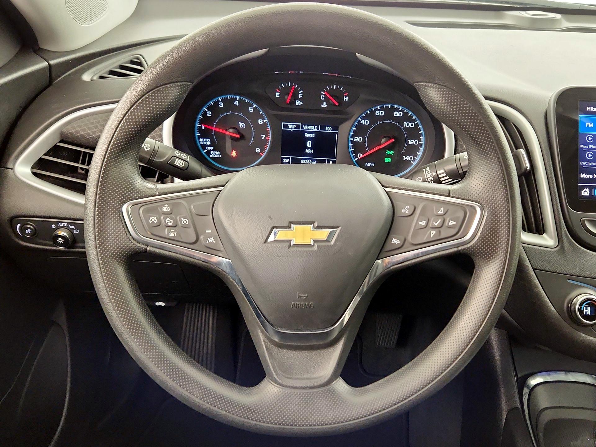 Thumbnail: 2023 Chevrolet Malibu - 10