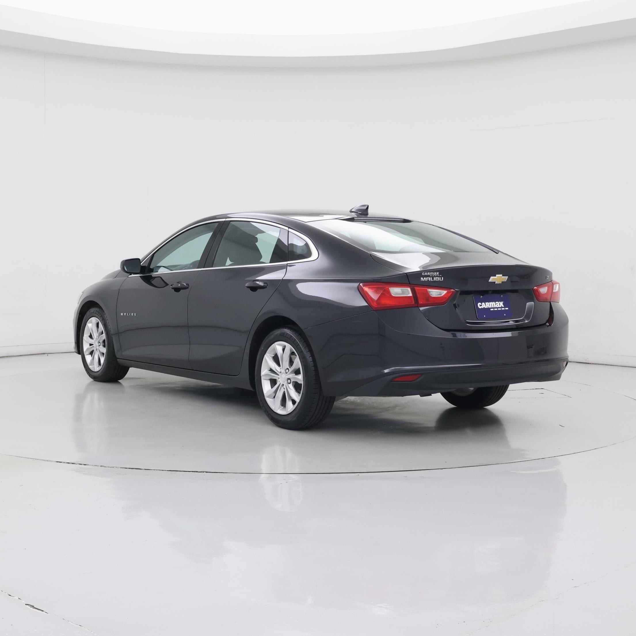 Thumbnail: 2023 Chevrolet Malibu - 2