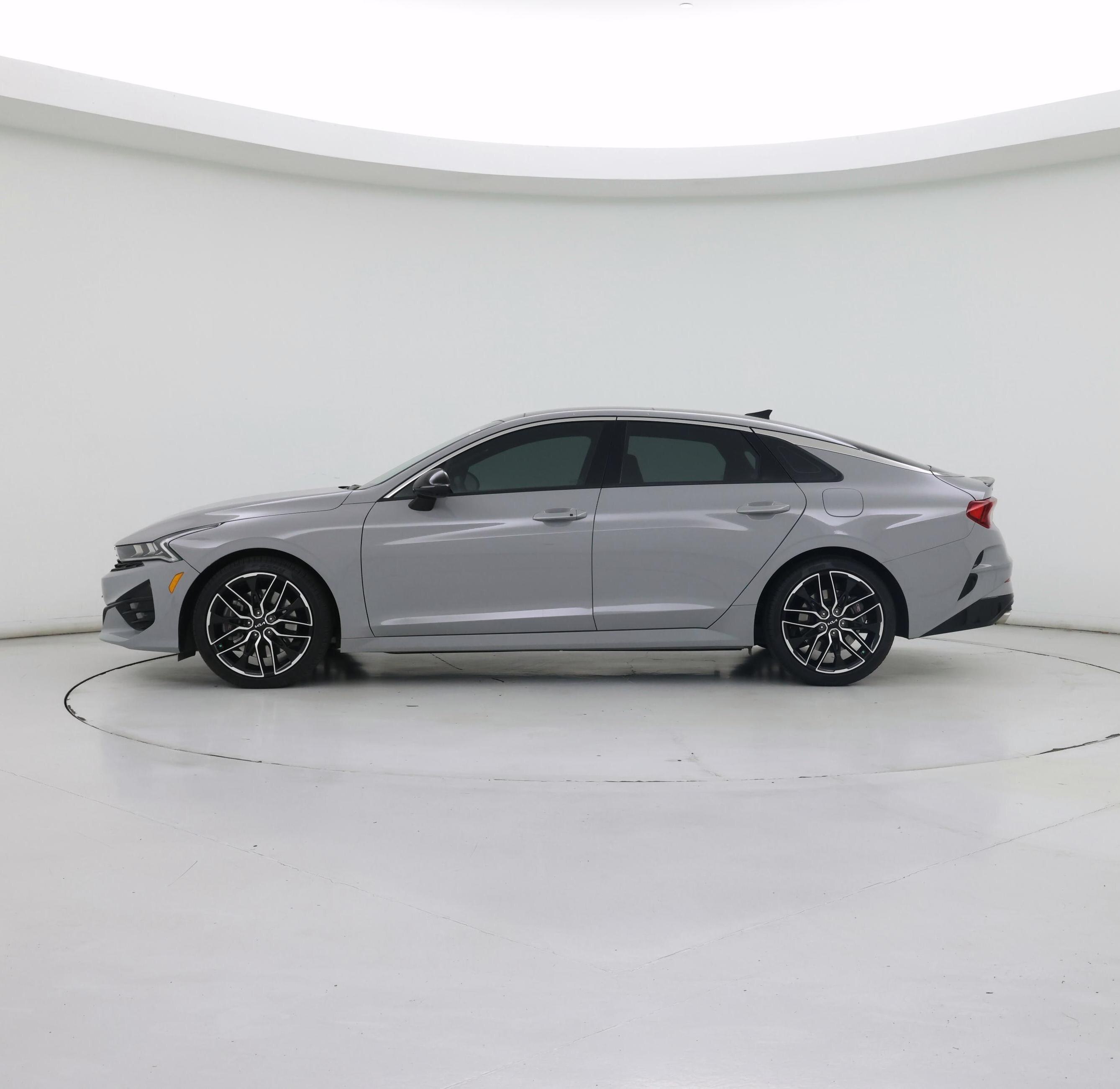 Thumbnail: 2023 Kia K5 - 3