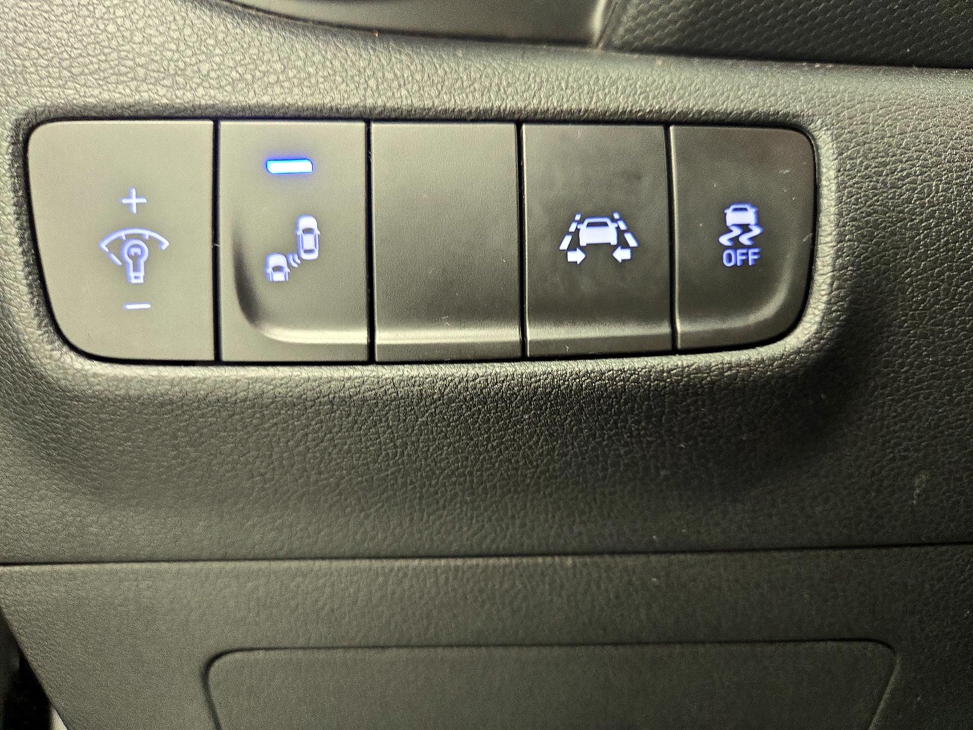 Thumbnail: 2021 Hyundai Kona - 13