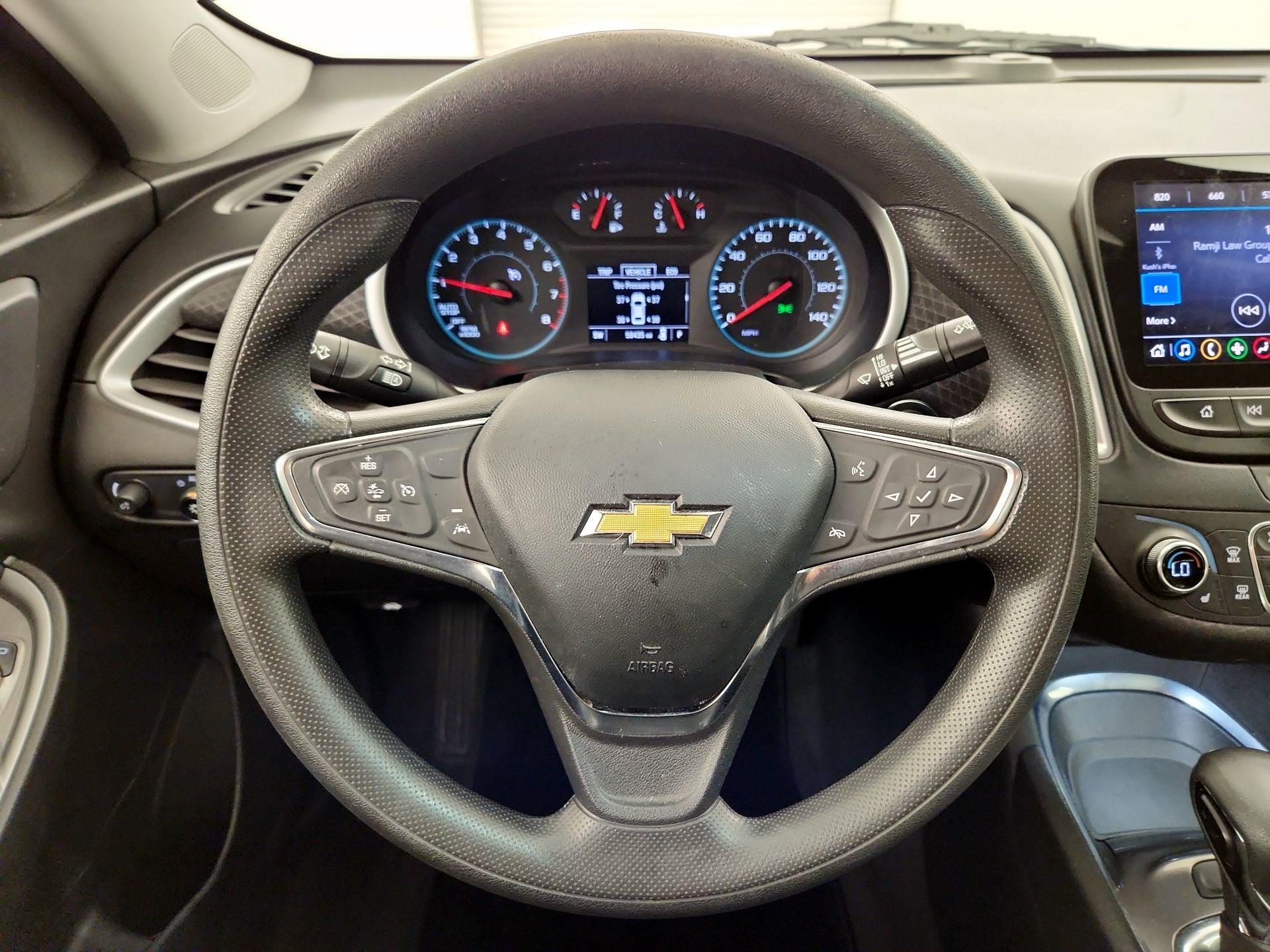 Thumbnail: 2023 Chevrolet Malibu - 10