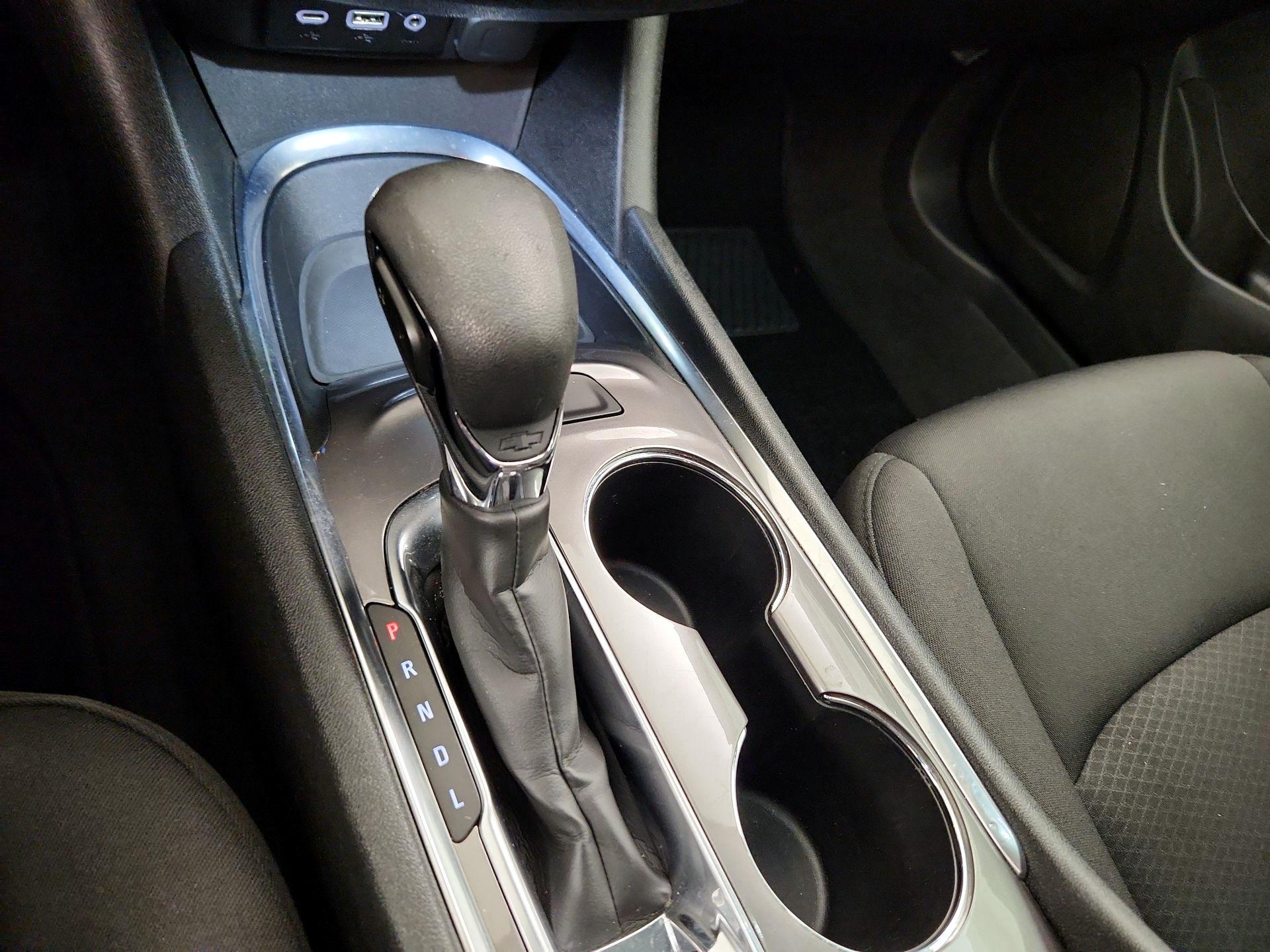 Thumbnail: 2023 Chevrolet Malibu - 17