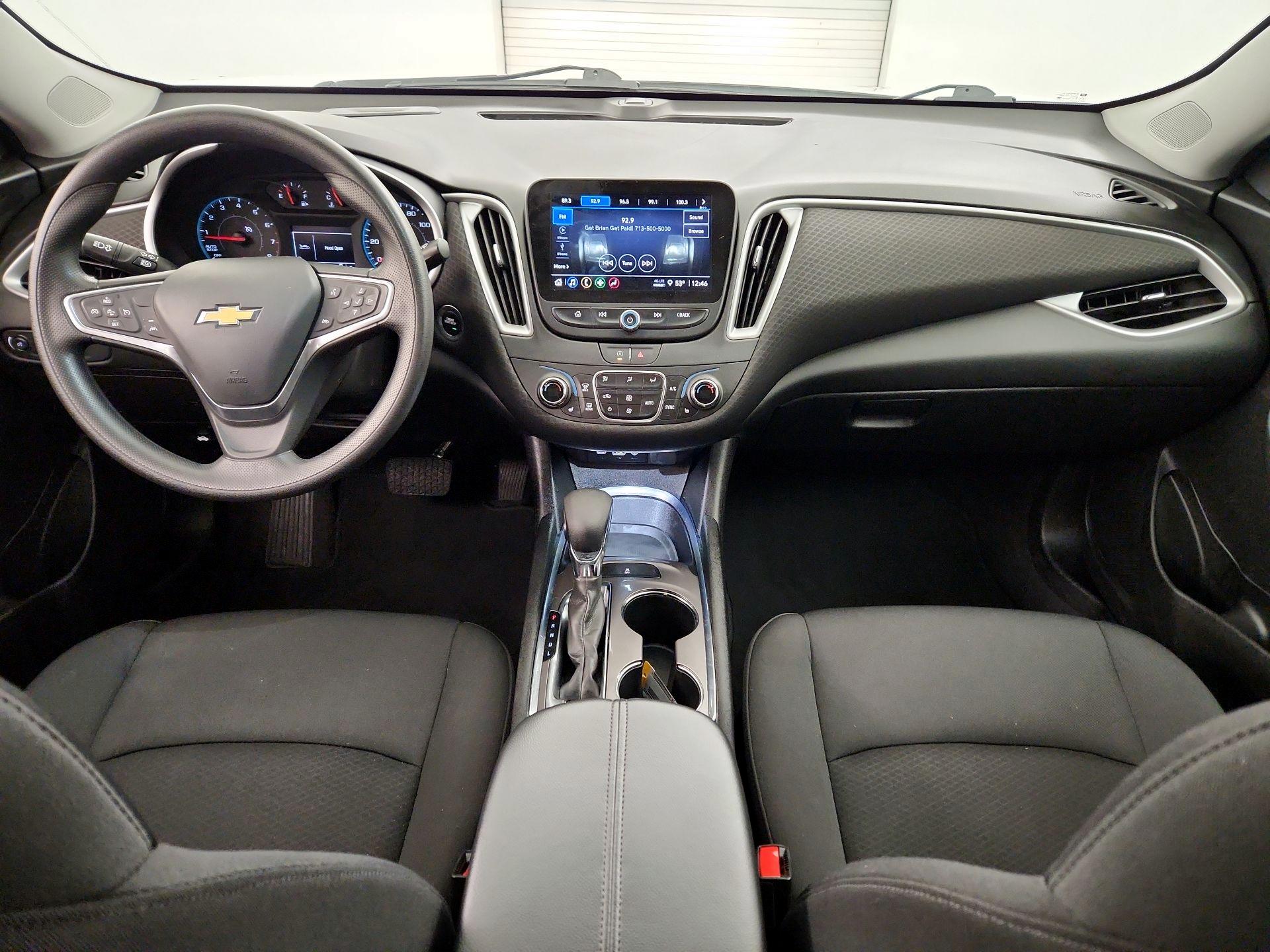 Thumbnail: 2023 Chevrolet Malibu - 9