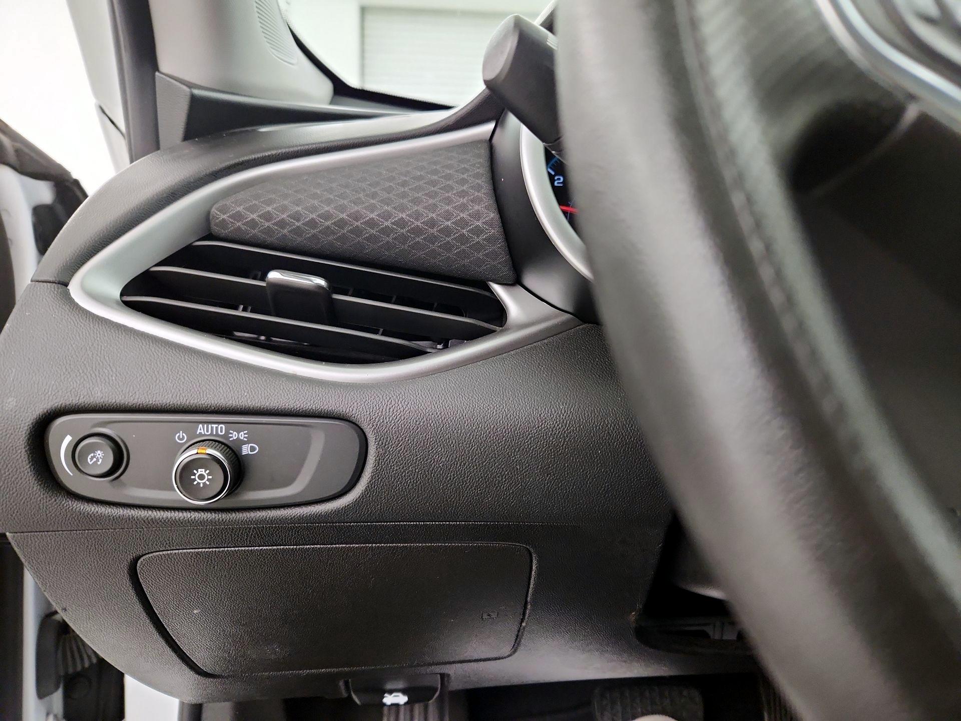 Thumbnail: 2023 Chevrolet Malibu - 13