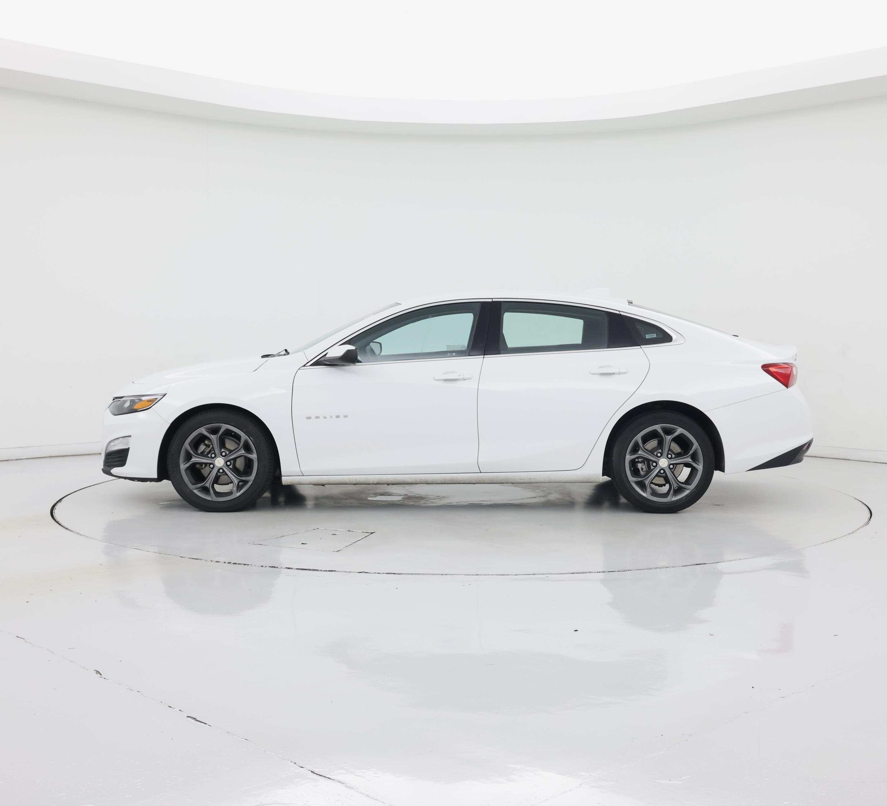 Thumbnail: 2023 Chevrolet Malibu - 3