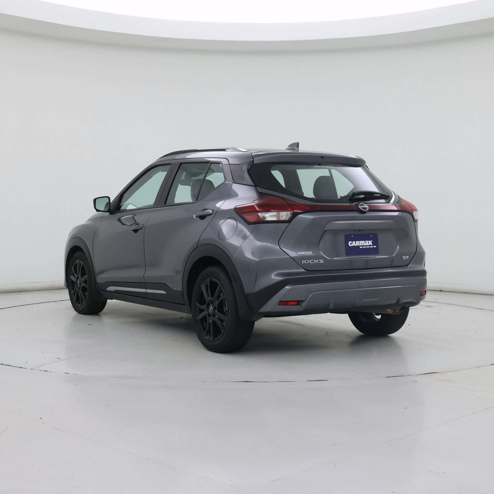 Thumbnail: 2023 Nissan Kicks - 2
