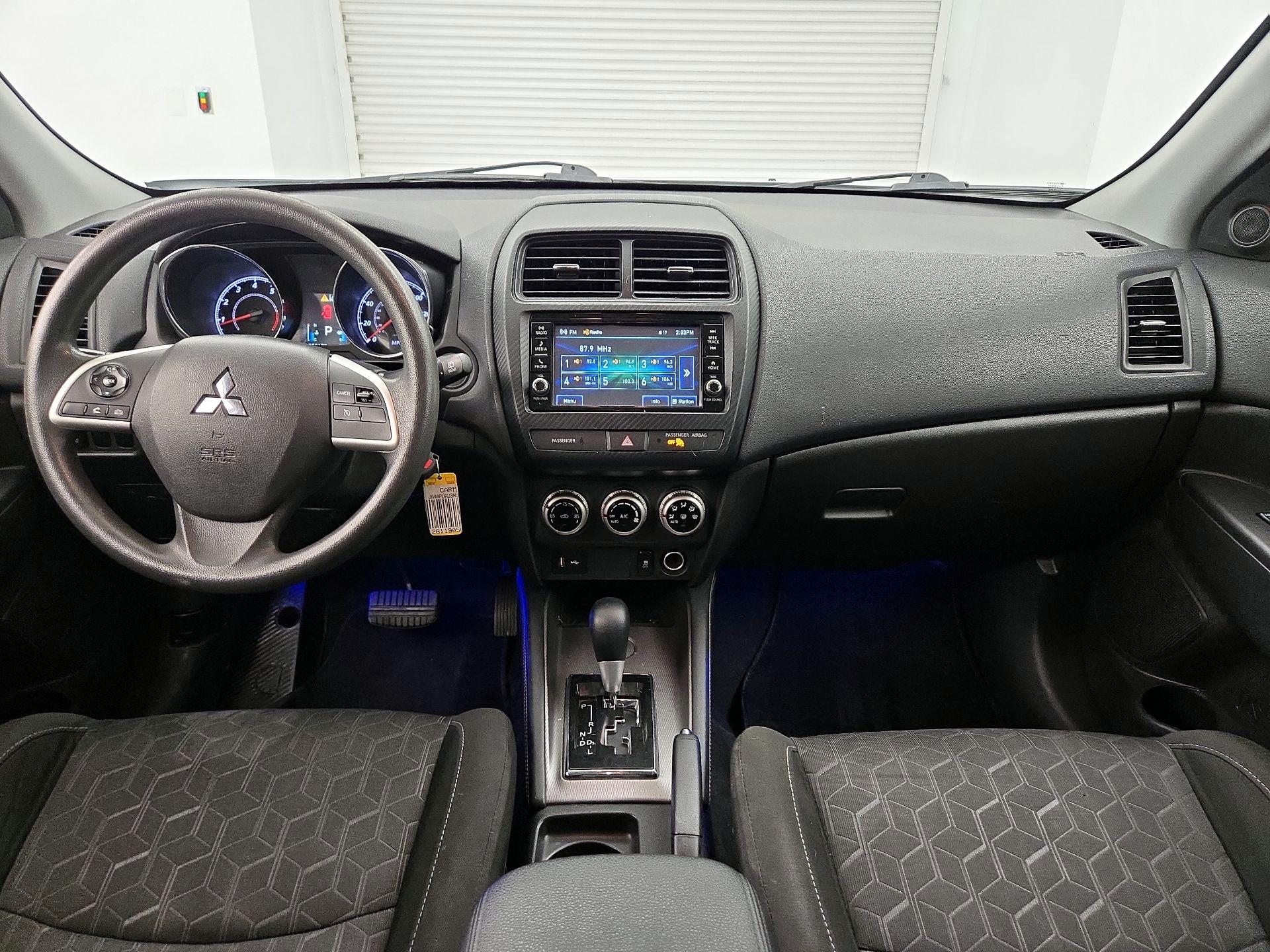 Thumbnail: 2022 Mitsubishi Outlander Sport - 9