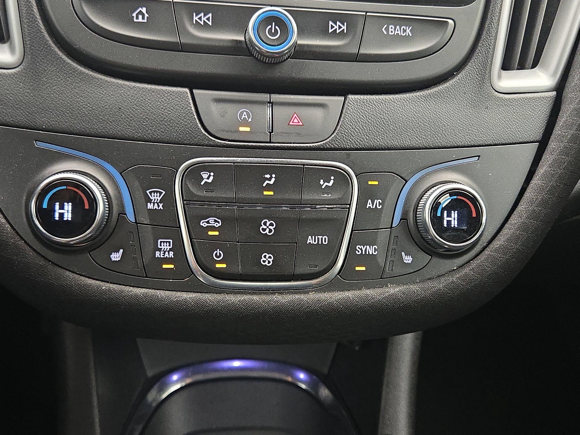 Thumbnail: 2023 Chevrolet Malibu - 16