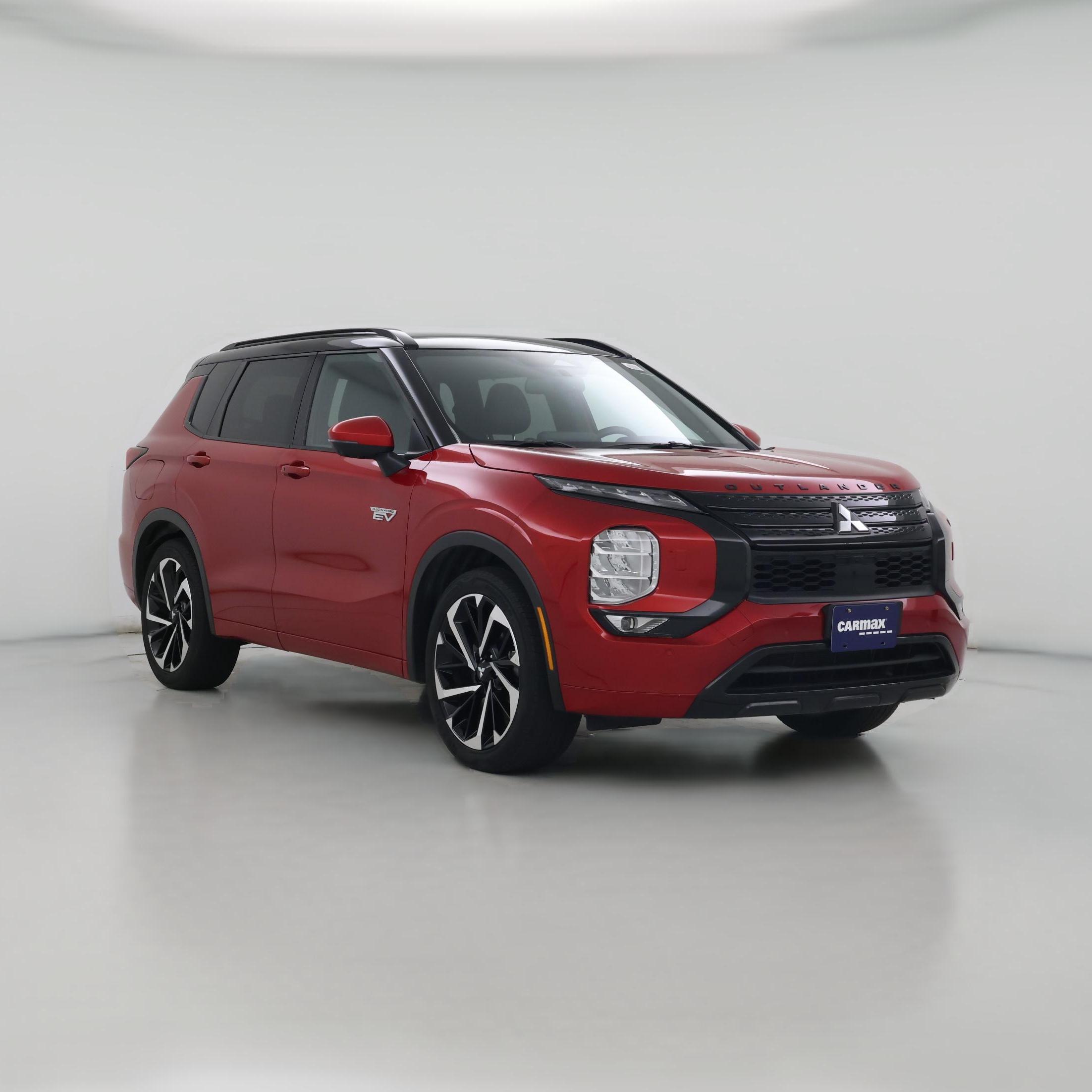 Thumbnail: 2023 Mitsubishi Outlander - 1