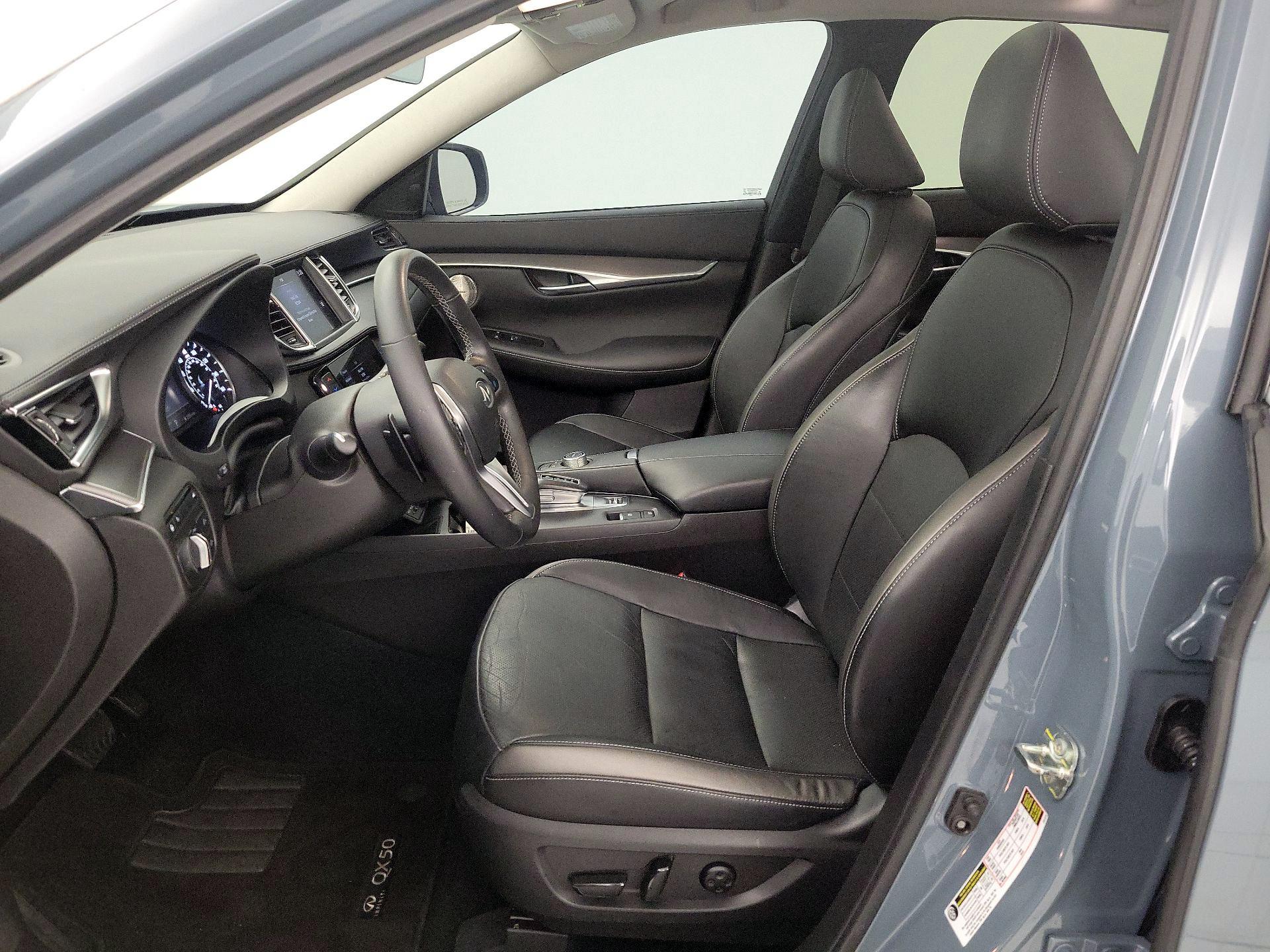 Thumbnail: 2023 INFINITI QX50 - 11