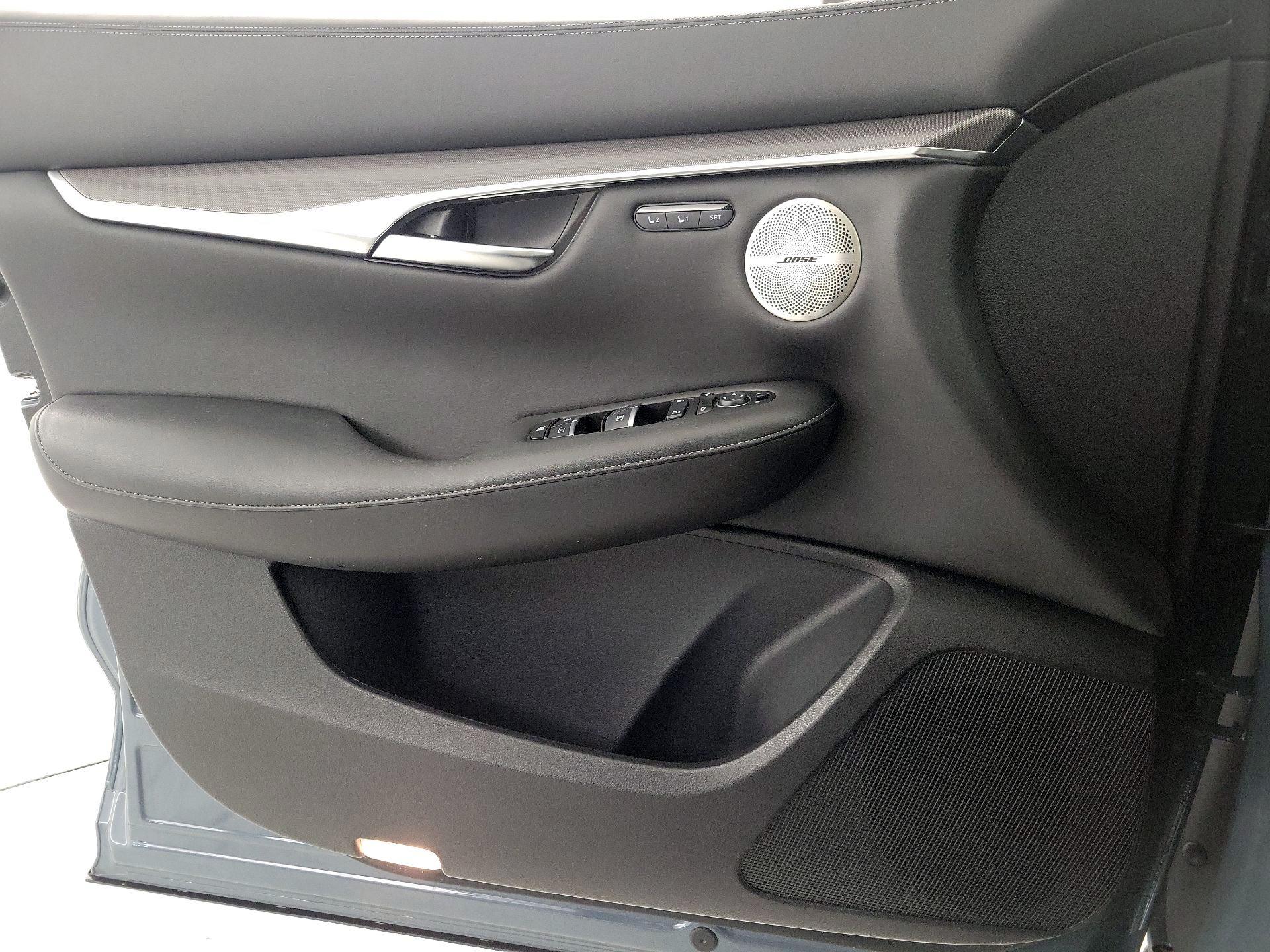 Thumbnail: 2023 INFINITI QX50 - 12