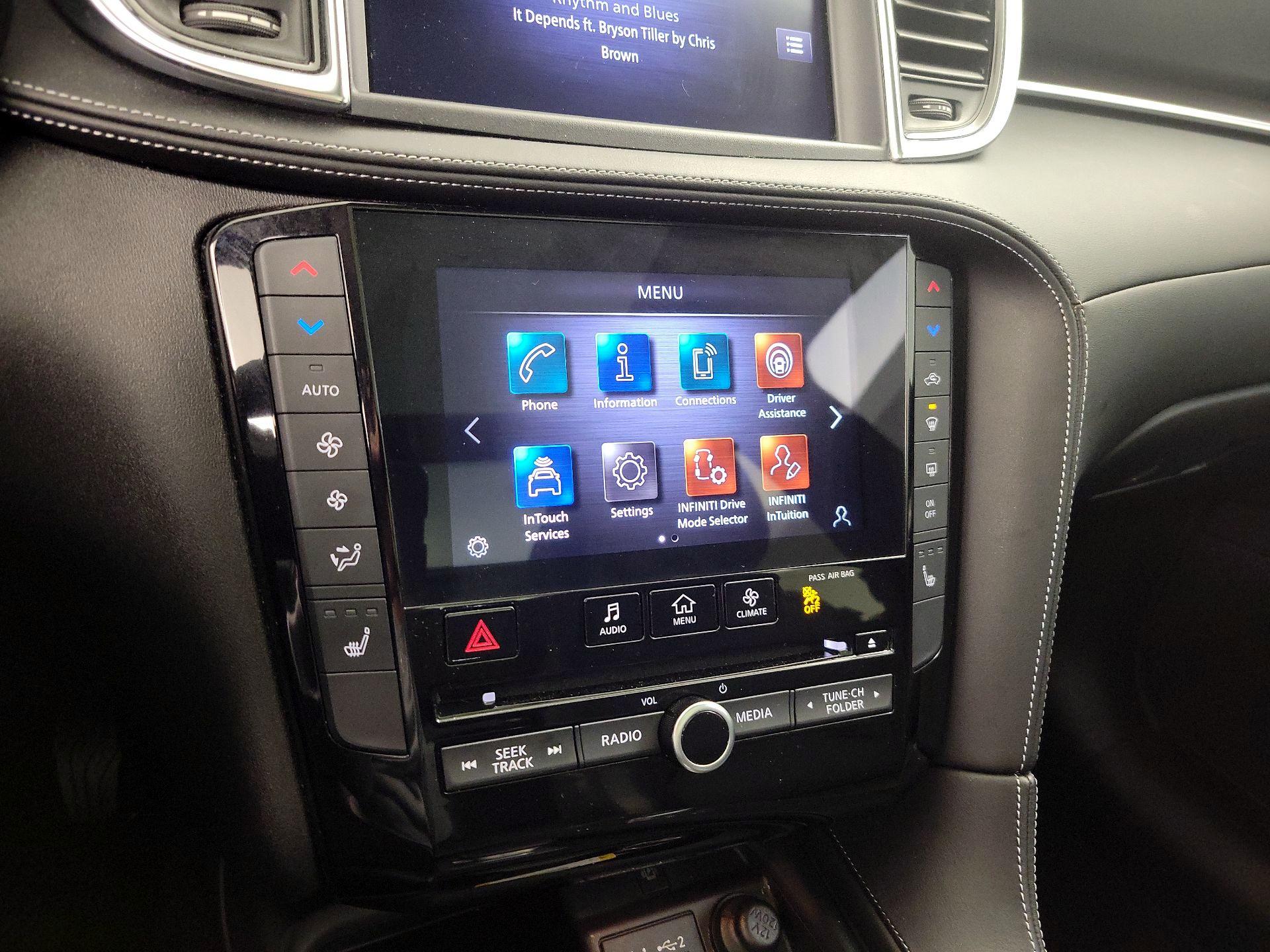 Thumbnail: 2023 INFINITI QX50 - 16