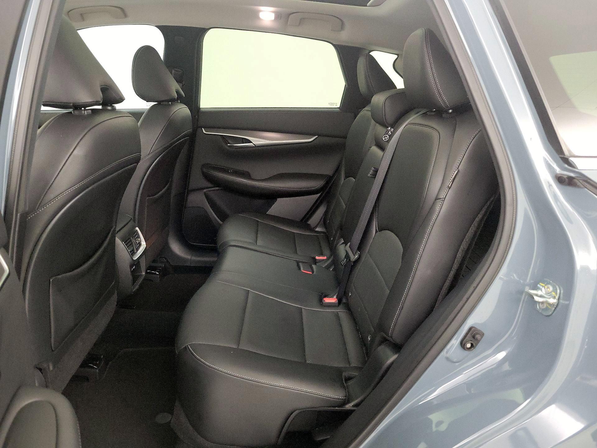 Thumbnail: 2023 INFINITI QX50 - 19