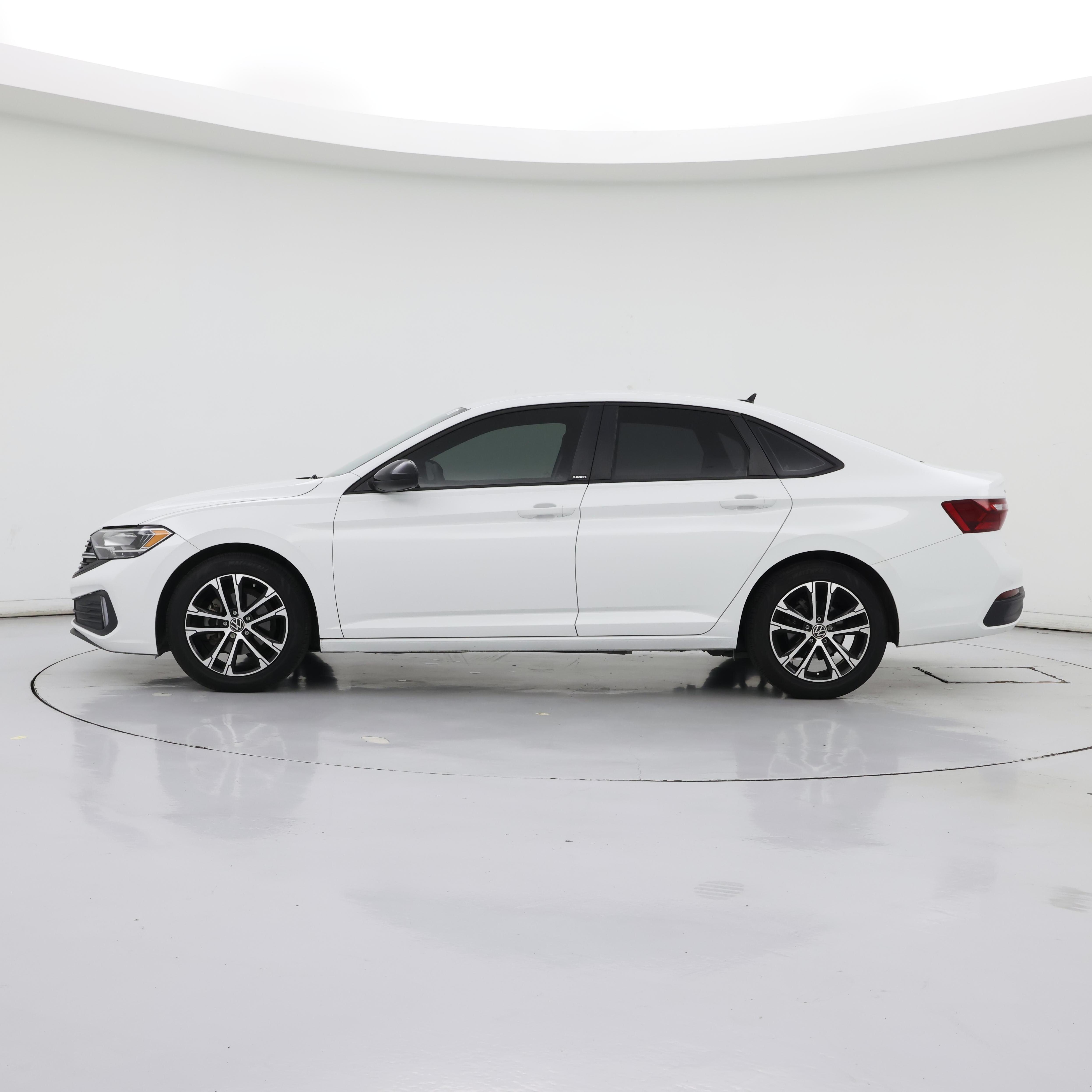 Thumbnail: 2023 Volkswagen Jetta - 3