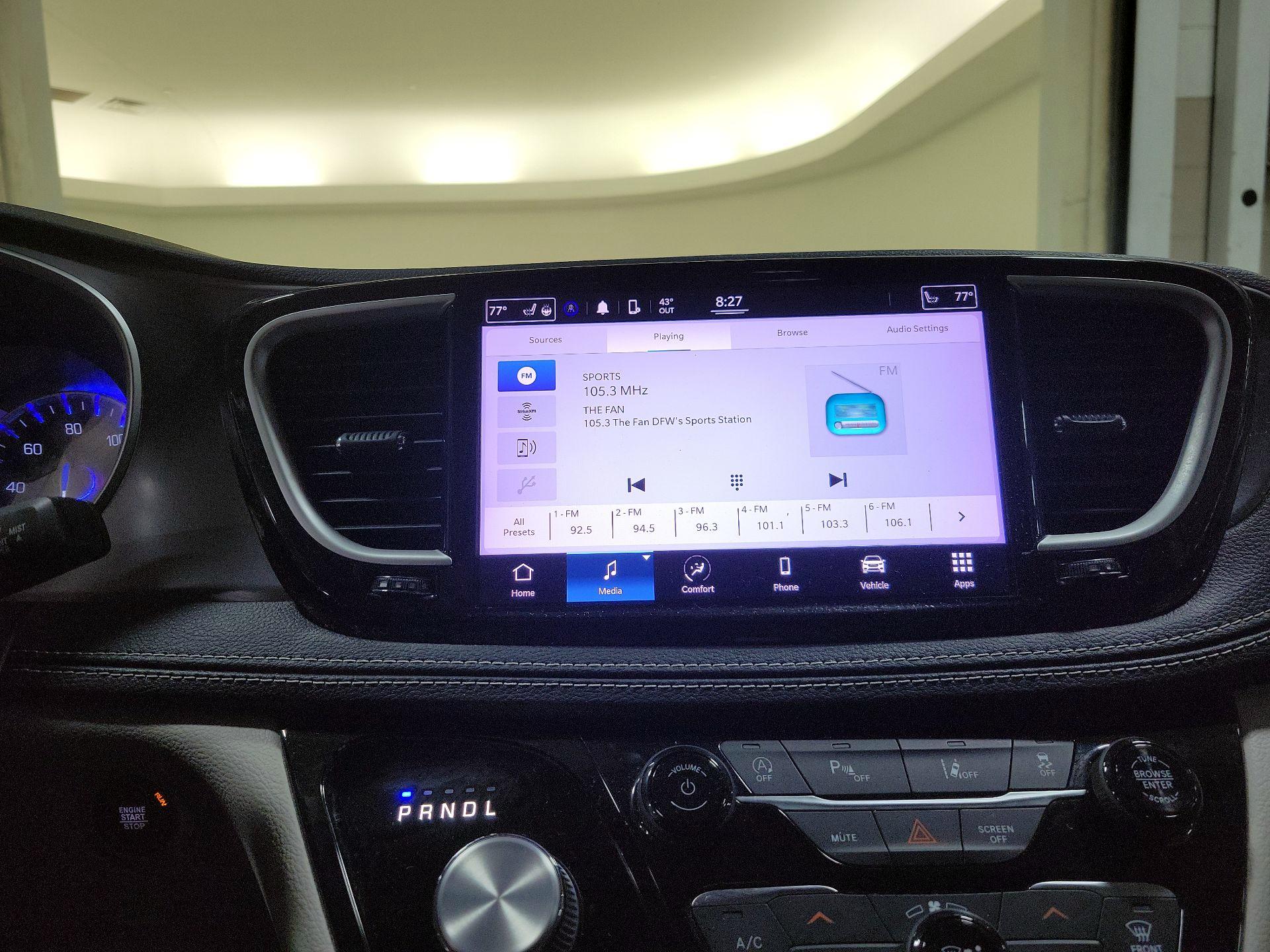 Thumbnail: 2022 Chrysler Pacifica - 15