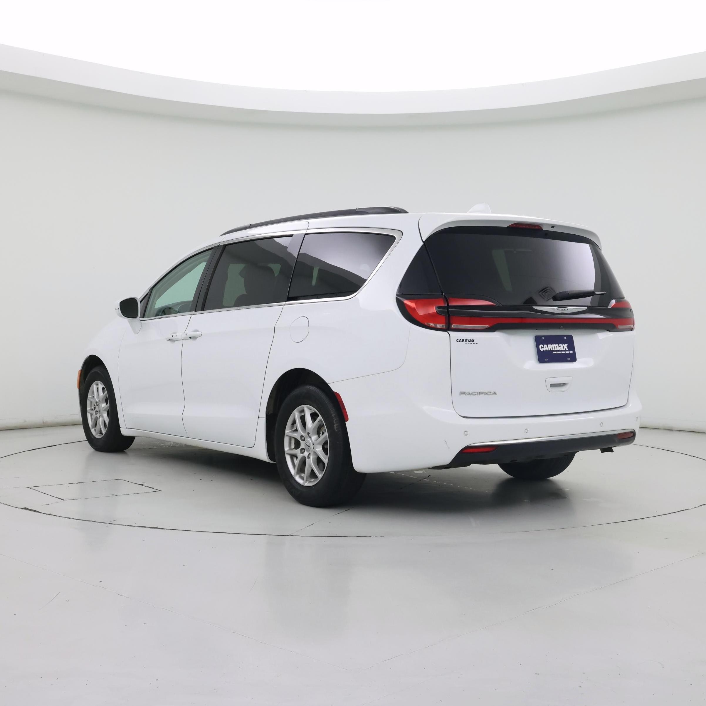 Thumbnail: 2022 Chrysler Pacifica - 2