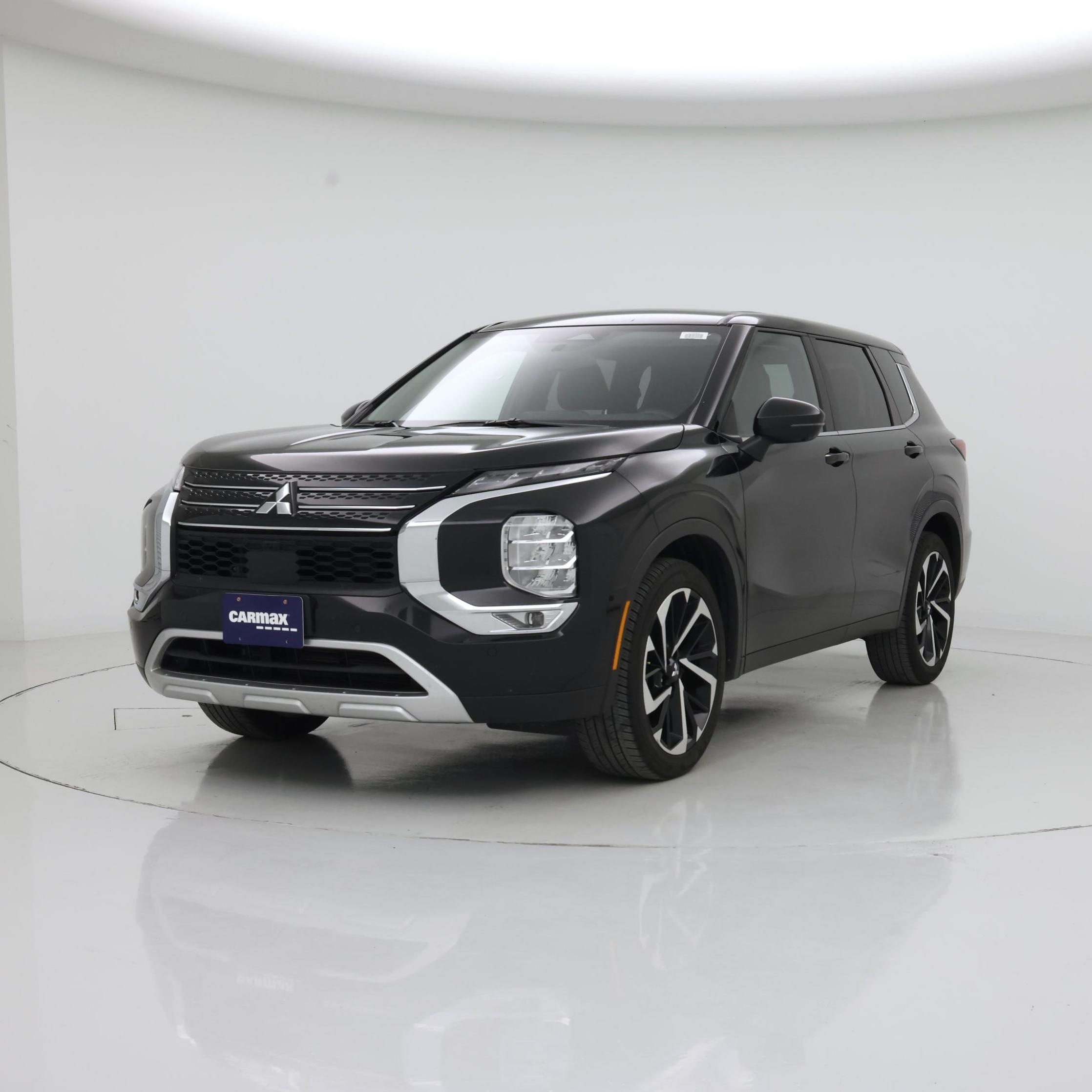 Thumbnail: 2024 Mitsubishi Outlander - 4