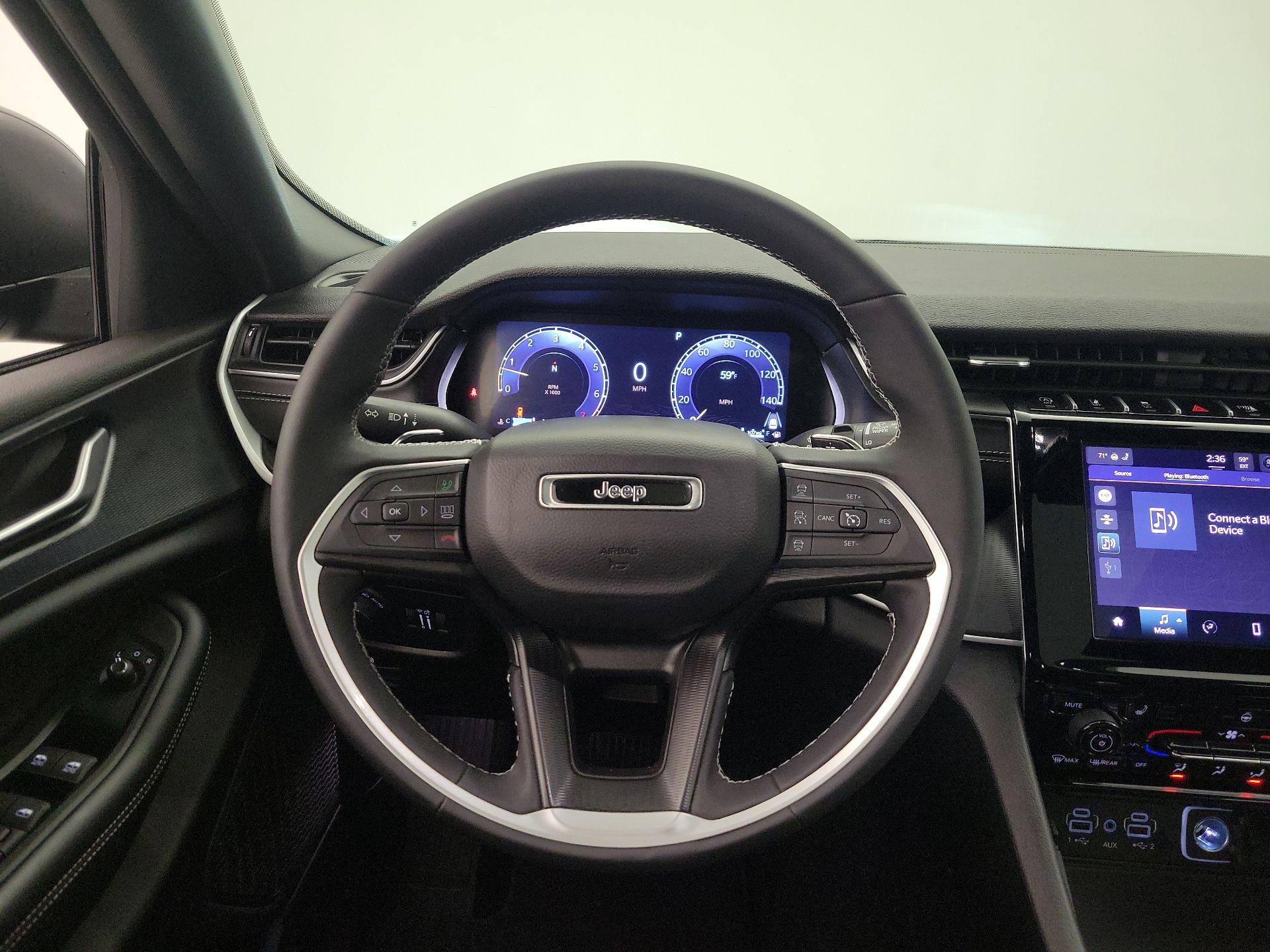 Thumbnail: 2024 Jeep Grand Cherokee - 10