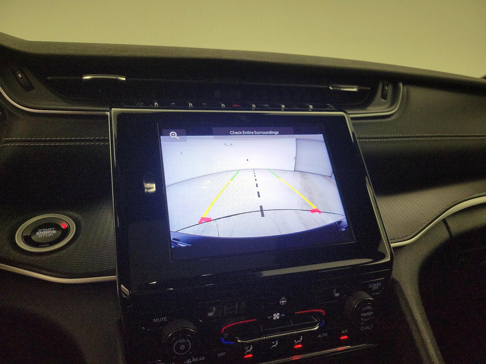 Thumbnail: 2024 Jeep Grand Cherokee - 14