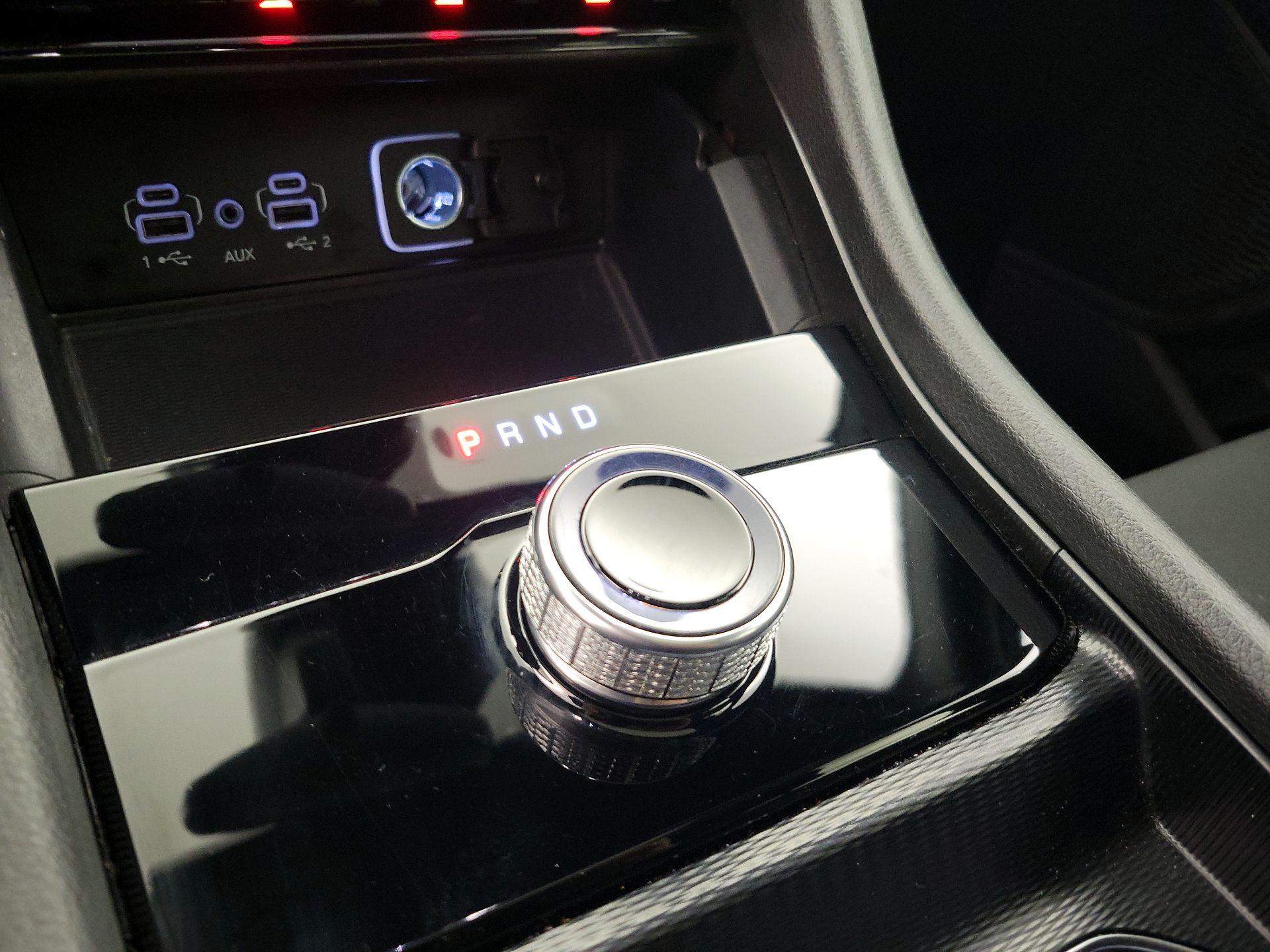 Thumbnail: 2024 Jeep Grand Cherokee - 17