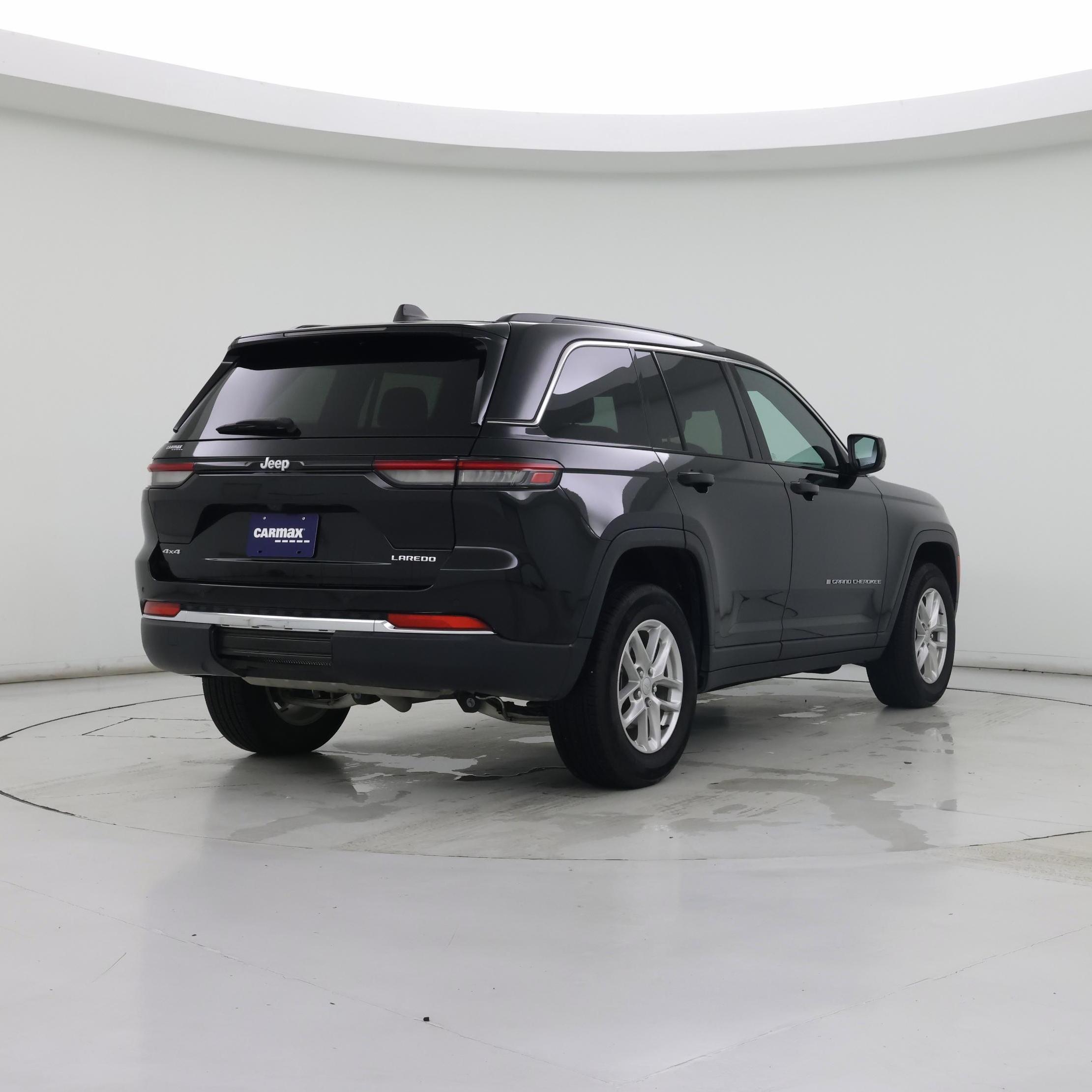 Thumbnail: 2024 Jeep Grand Cherokee - 8