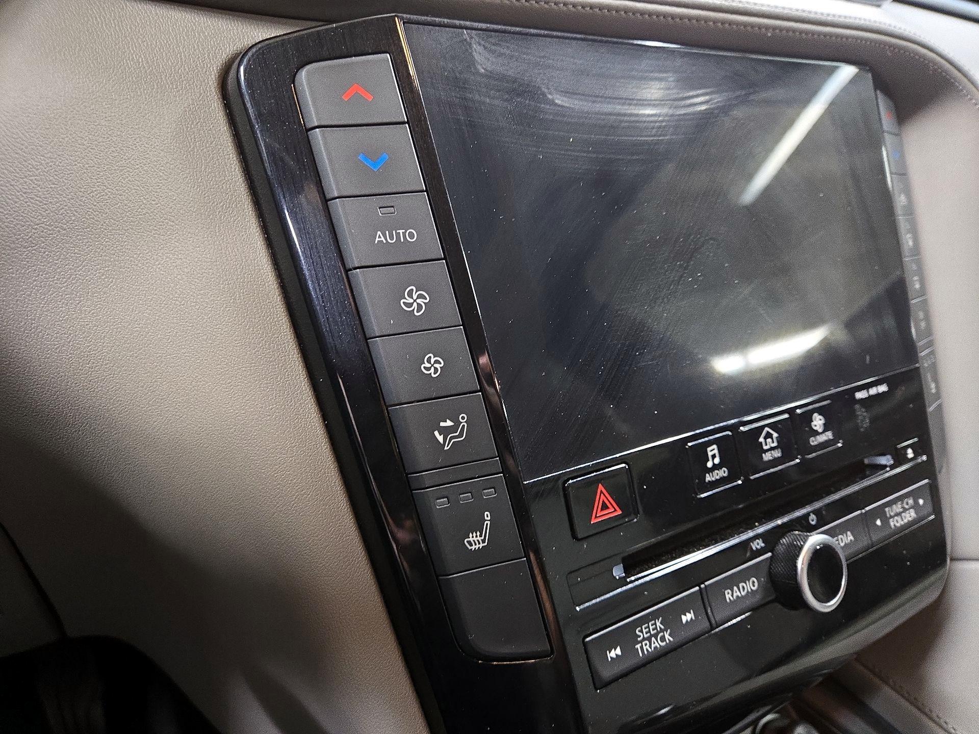 Thumbnail: 2023 INFINITI QX50 - 16