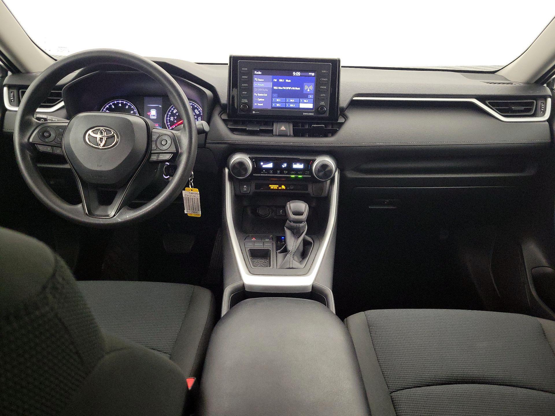 Thumbnail: 2022 Toyota RAV4 - 9