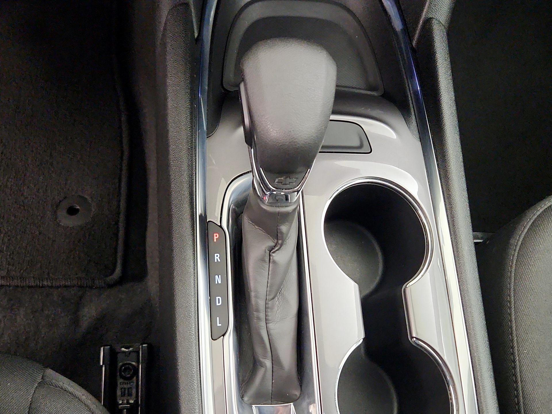 Thumbnail: 2023 Chevrolet Malibu - 17