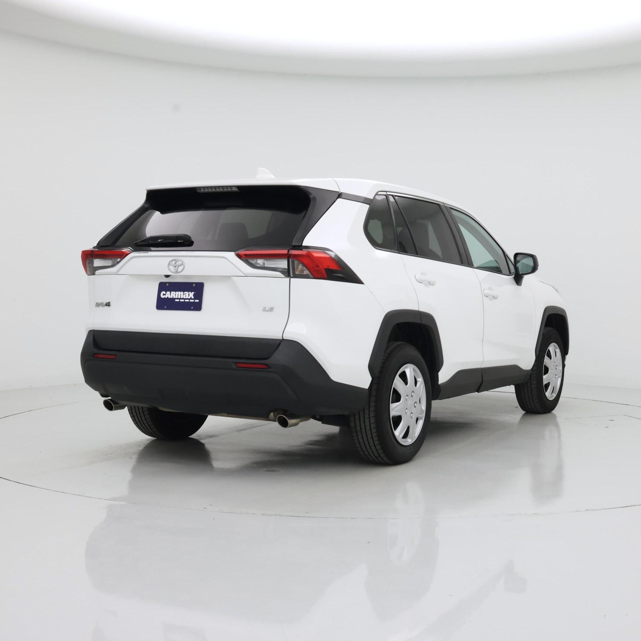 Thumbnail: 2023 Toyota RAV4 - 8