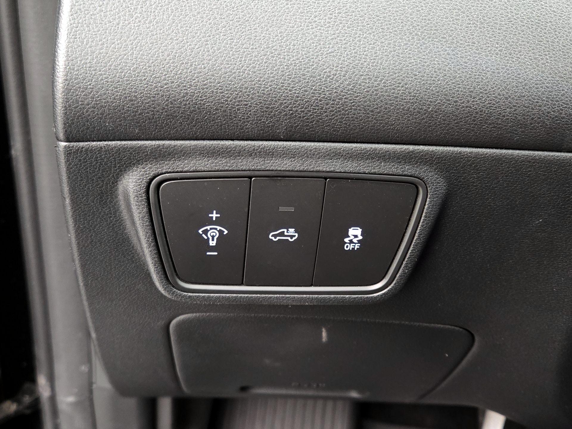 Thumbnail: 2023 Hyundai Santa Cruz - 13