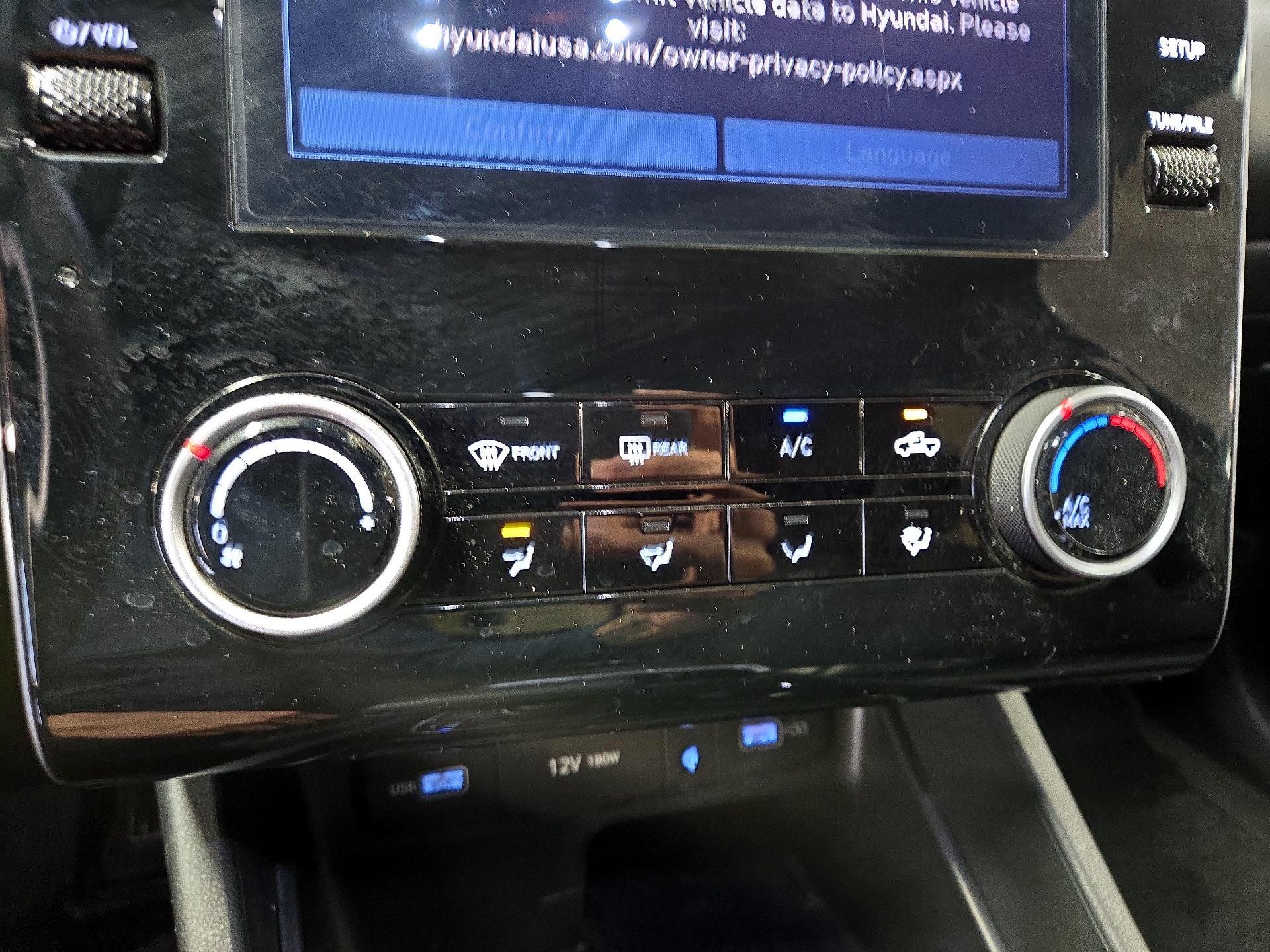 Thumbnail: 2023 Hyundai Santa Cruz - 16