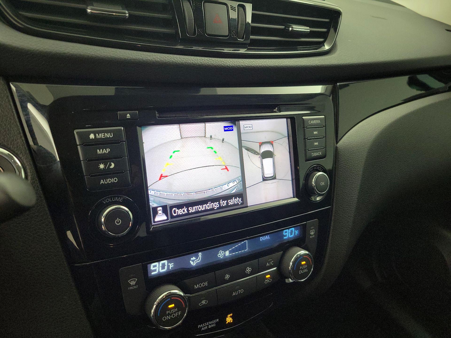 Thumbnail: 2022 Nissan Rogue Sport - 15