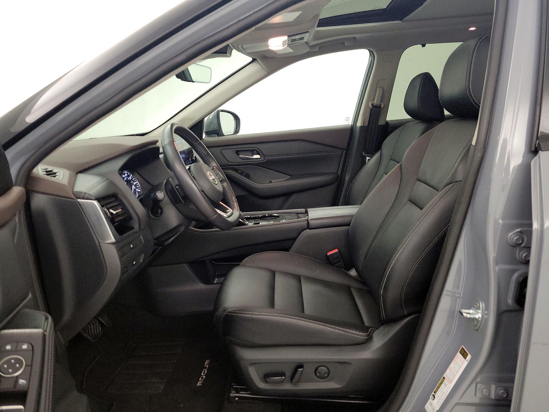 Thumbnail: 2023 Nissan Rogue - 11