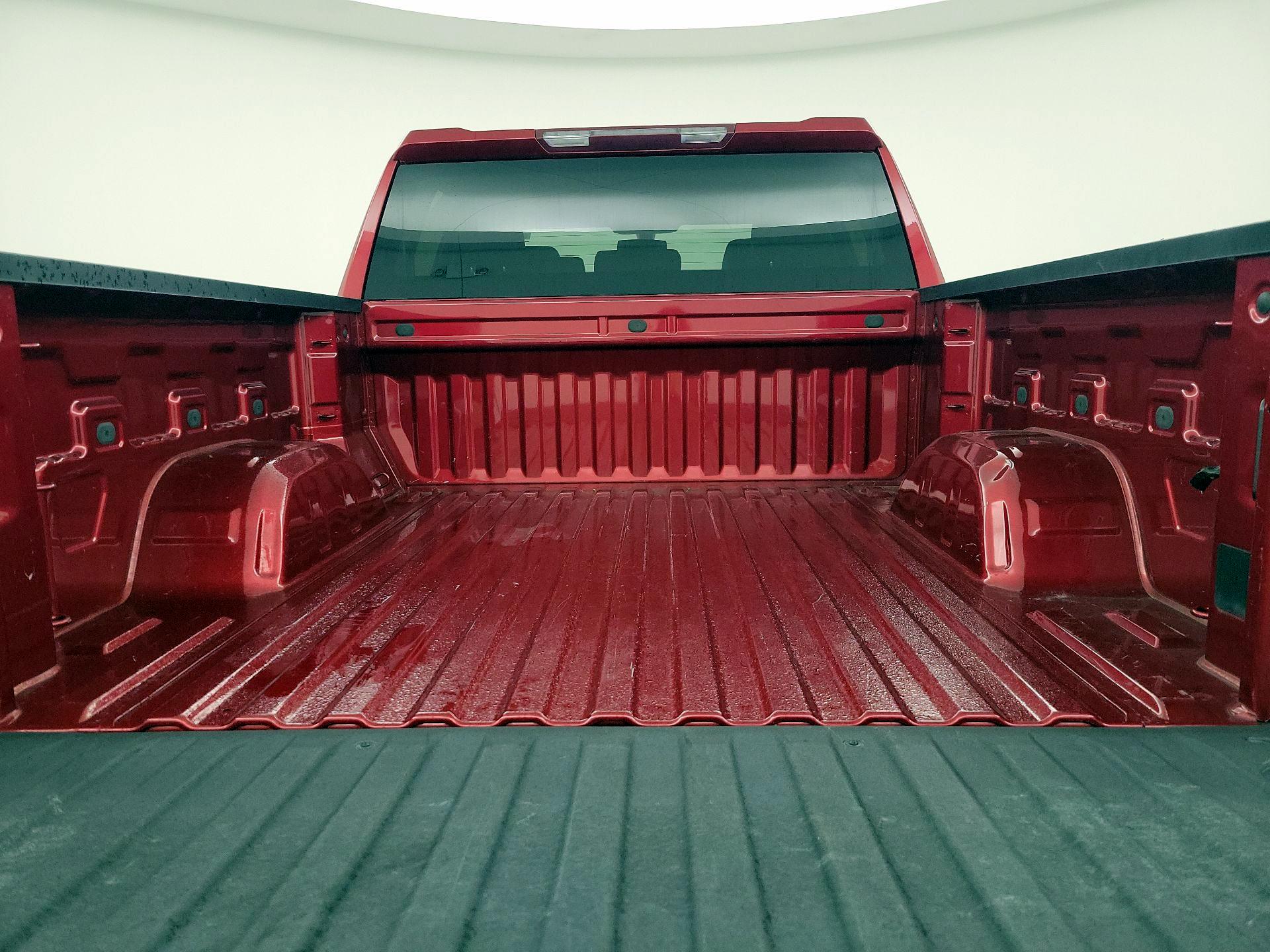 Thumbnail: 2022 Chevrolet Silverado 1500 - 19