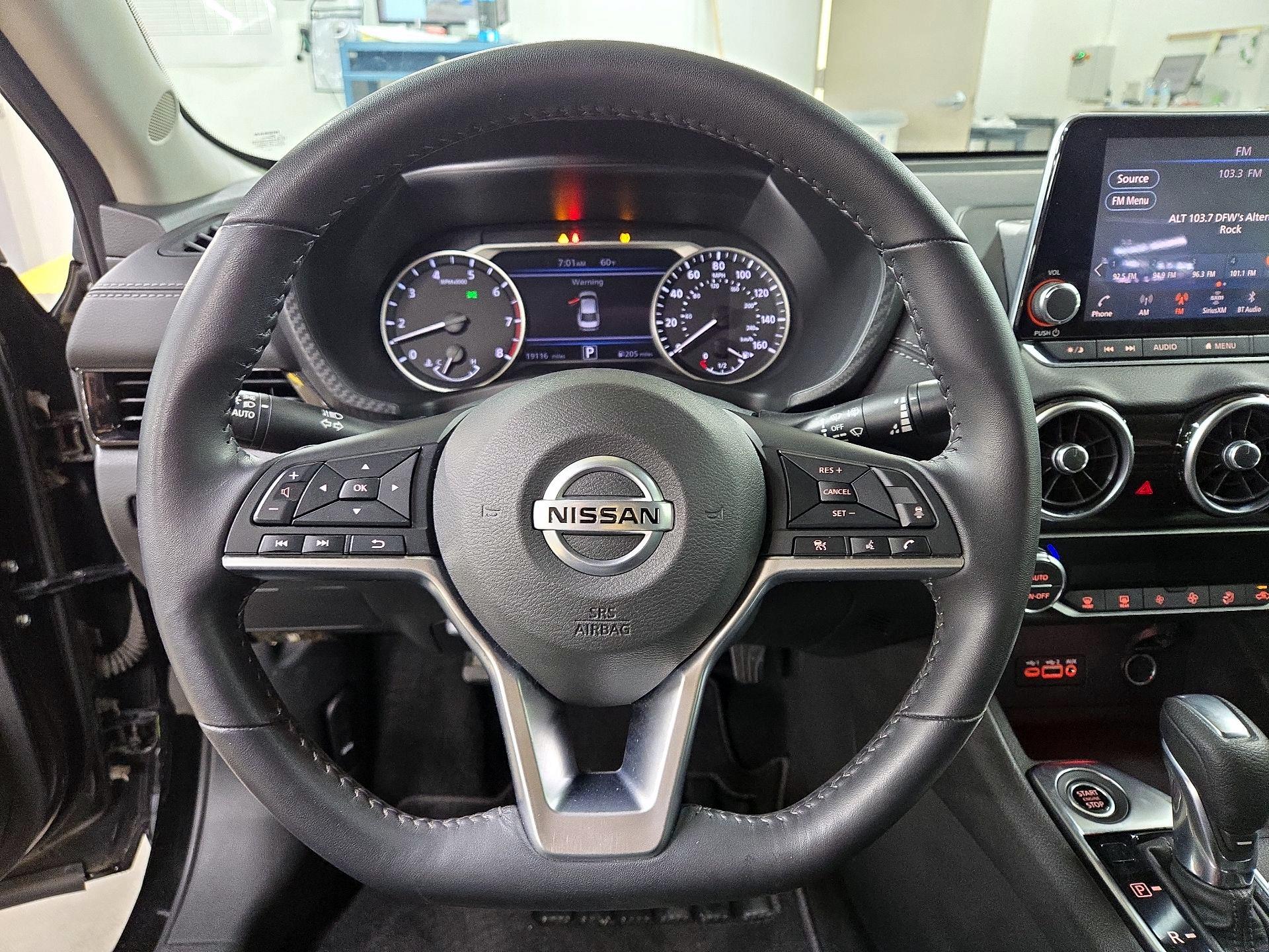 Thumbnail: 2021 Nissan Sentra - 10