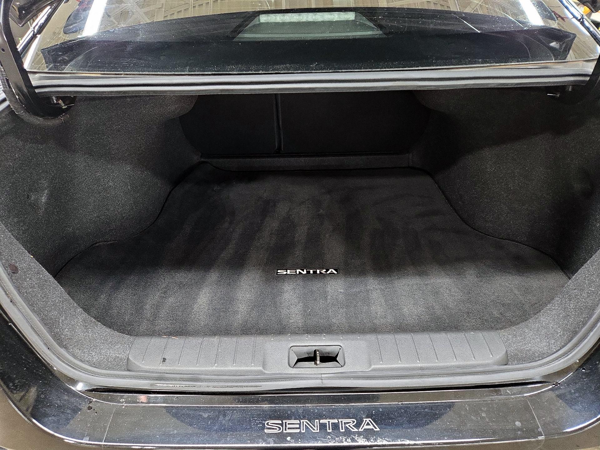 Thumbnail: 2021 Nissan Sentra - 20