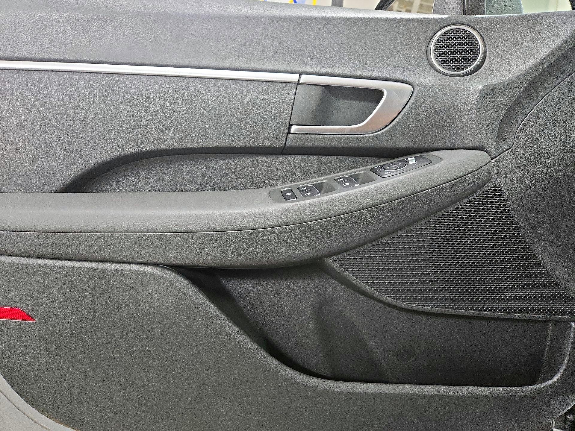 Thumbnail: 2022 Hyundai Sonata - 12