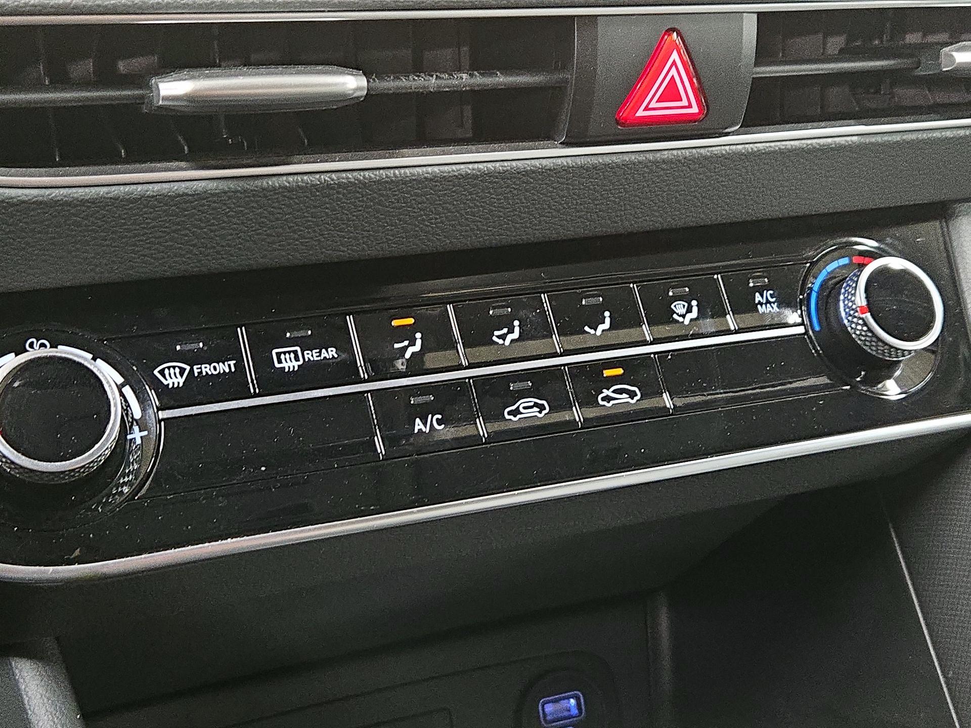 Thumbnail: 2022 Hyundai Sonata - 16