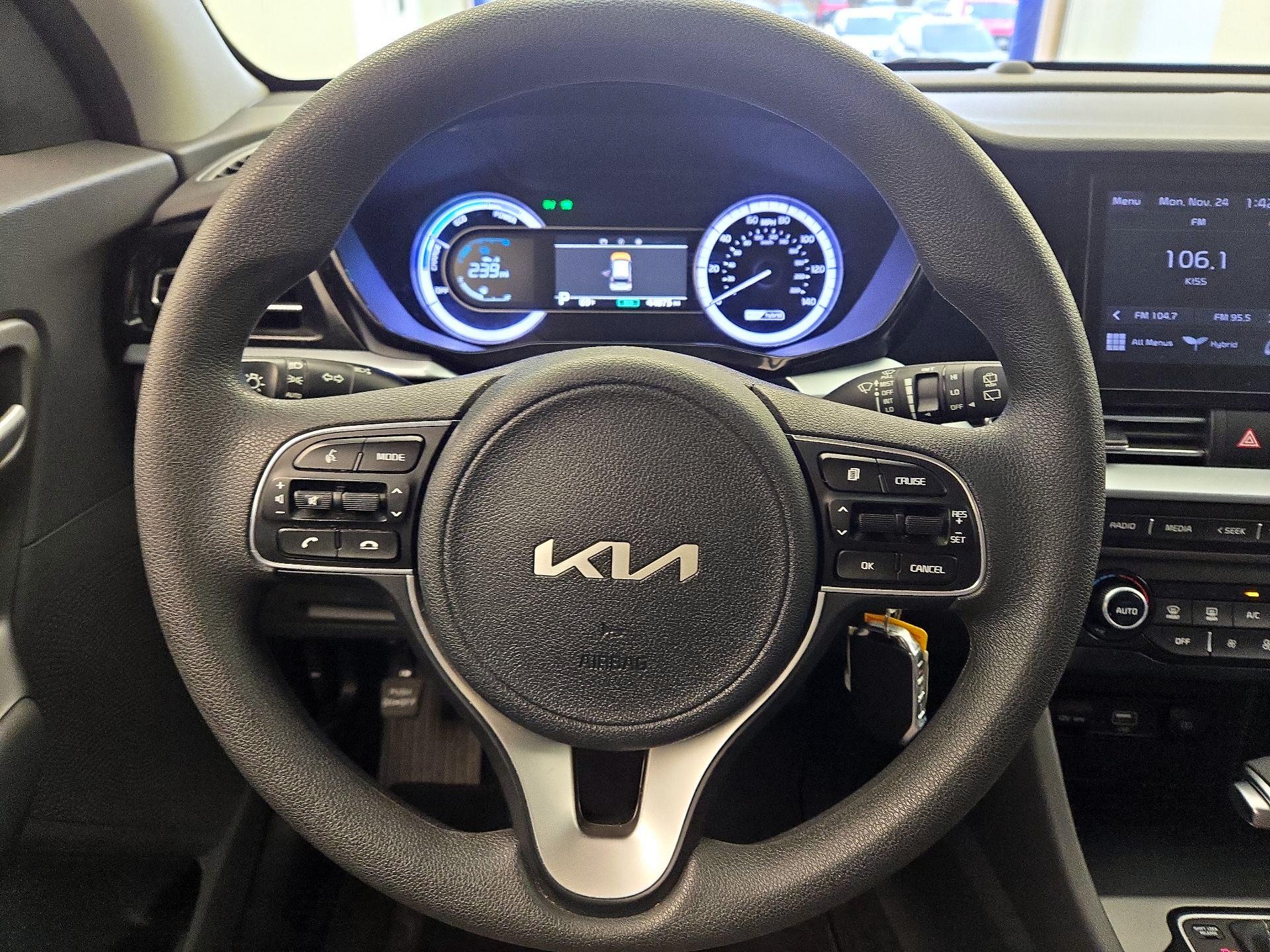 Thumbnail: 2022 Kia Niro - 10